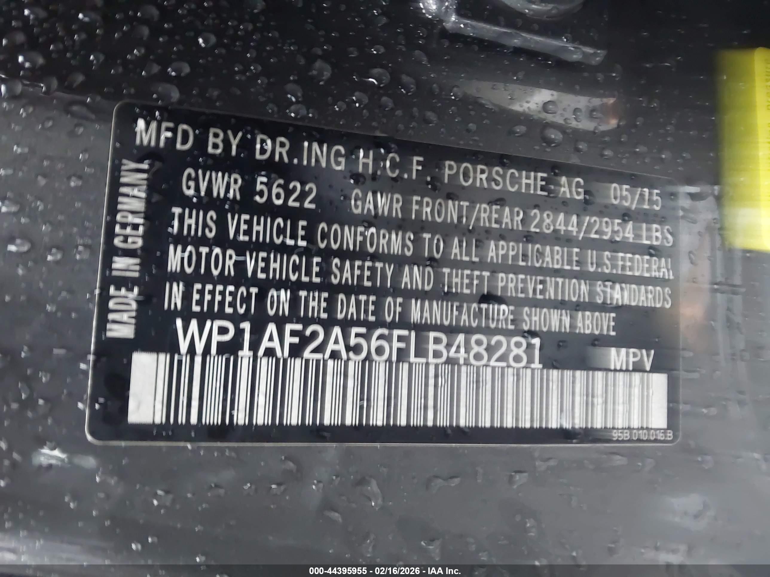 PORSCHE MACAN image 9