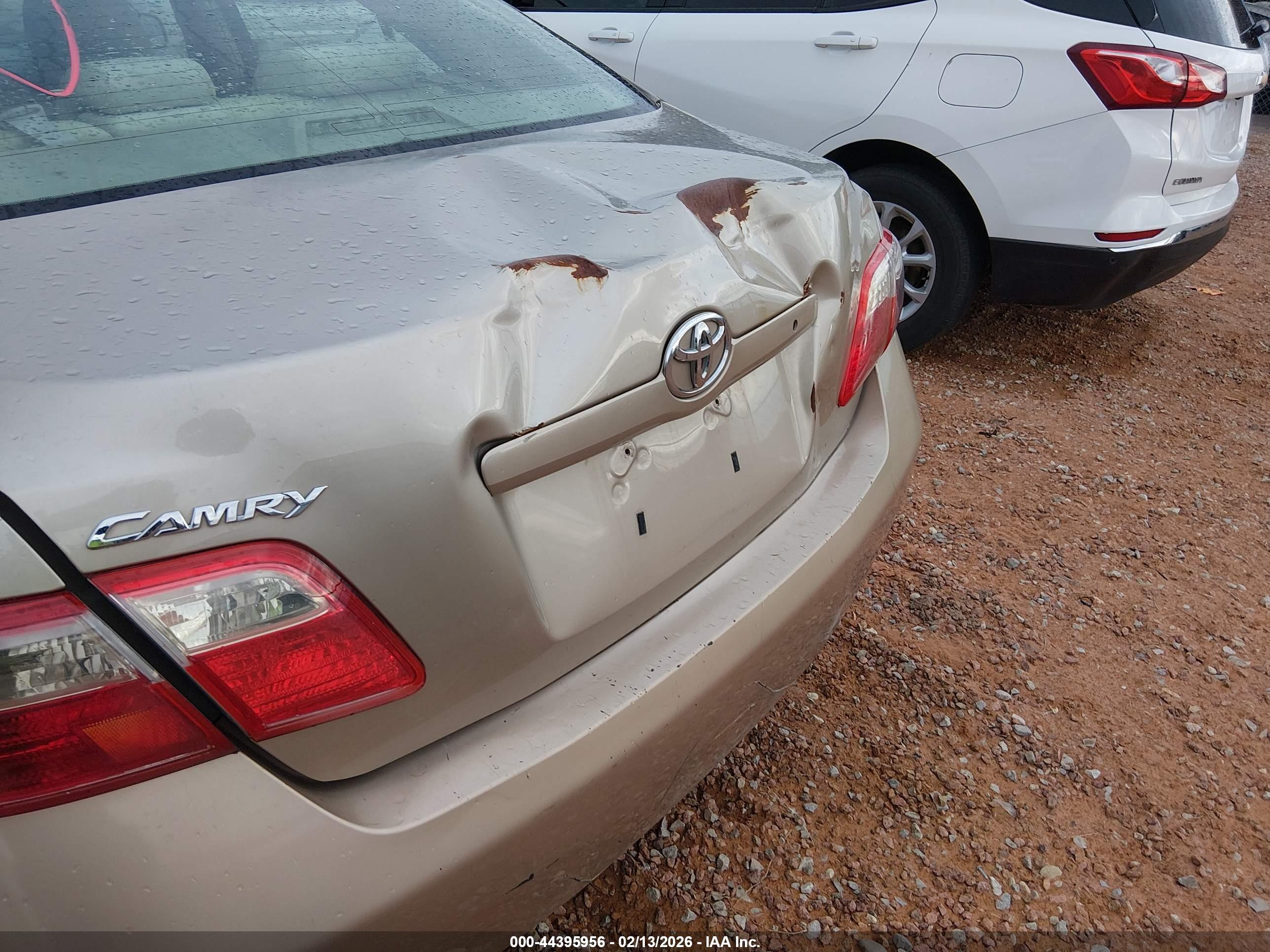 TOYOTA CAMRY image 6