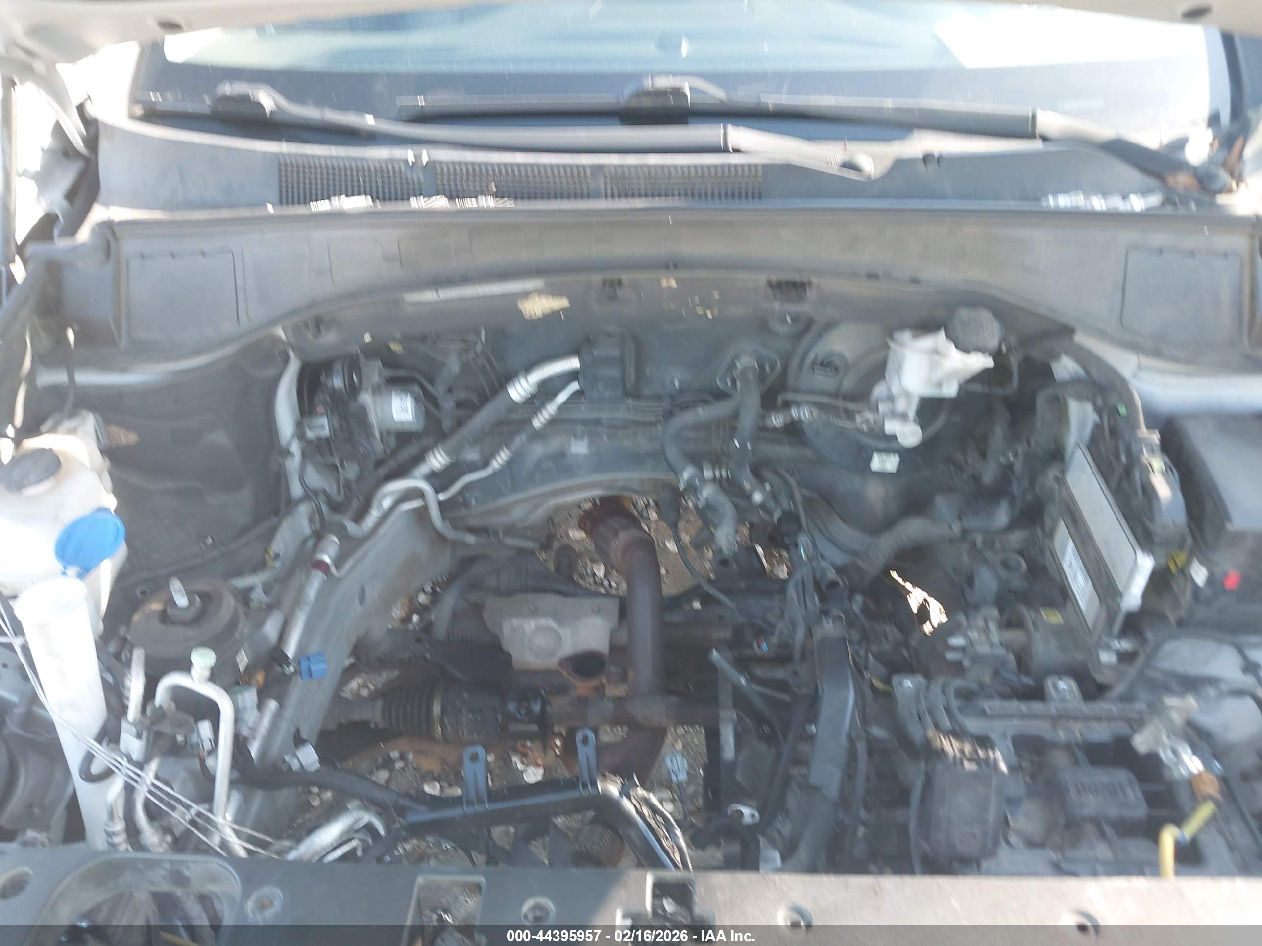 HYUNDAI SANTA image 6