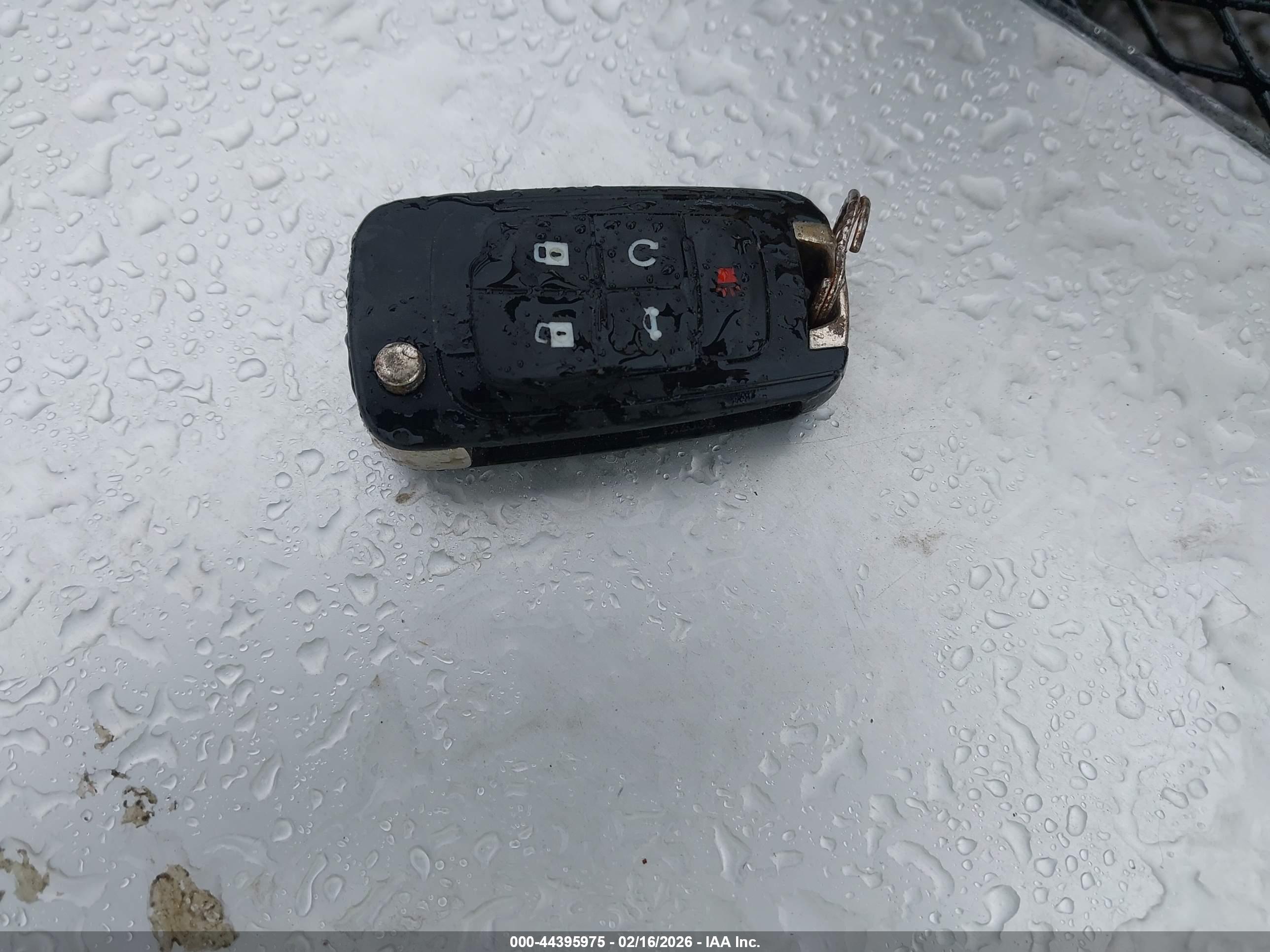 GMC TERRAIN image 11