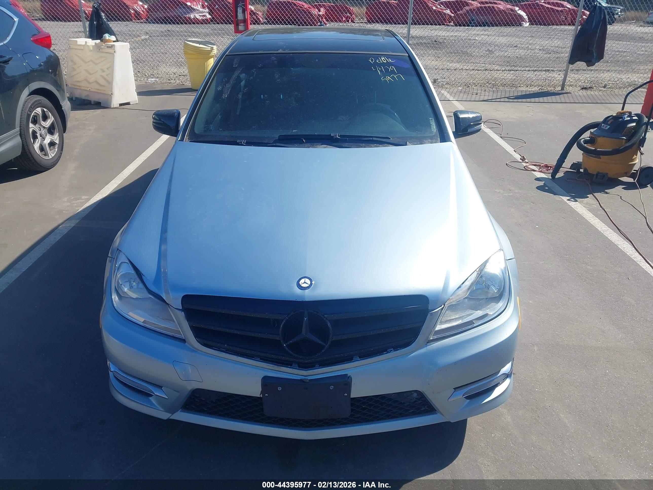 MERCEDES-BENZ C image 6