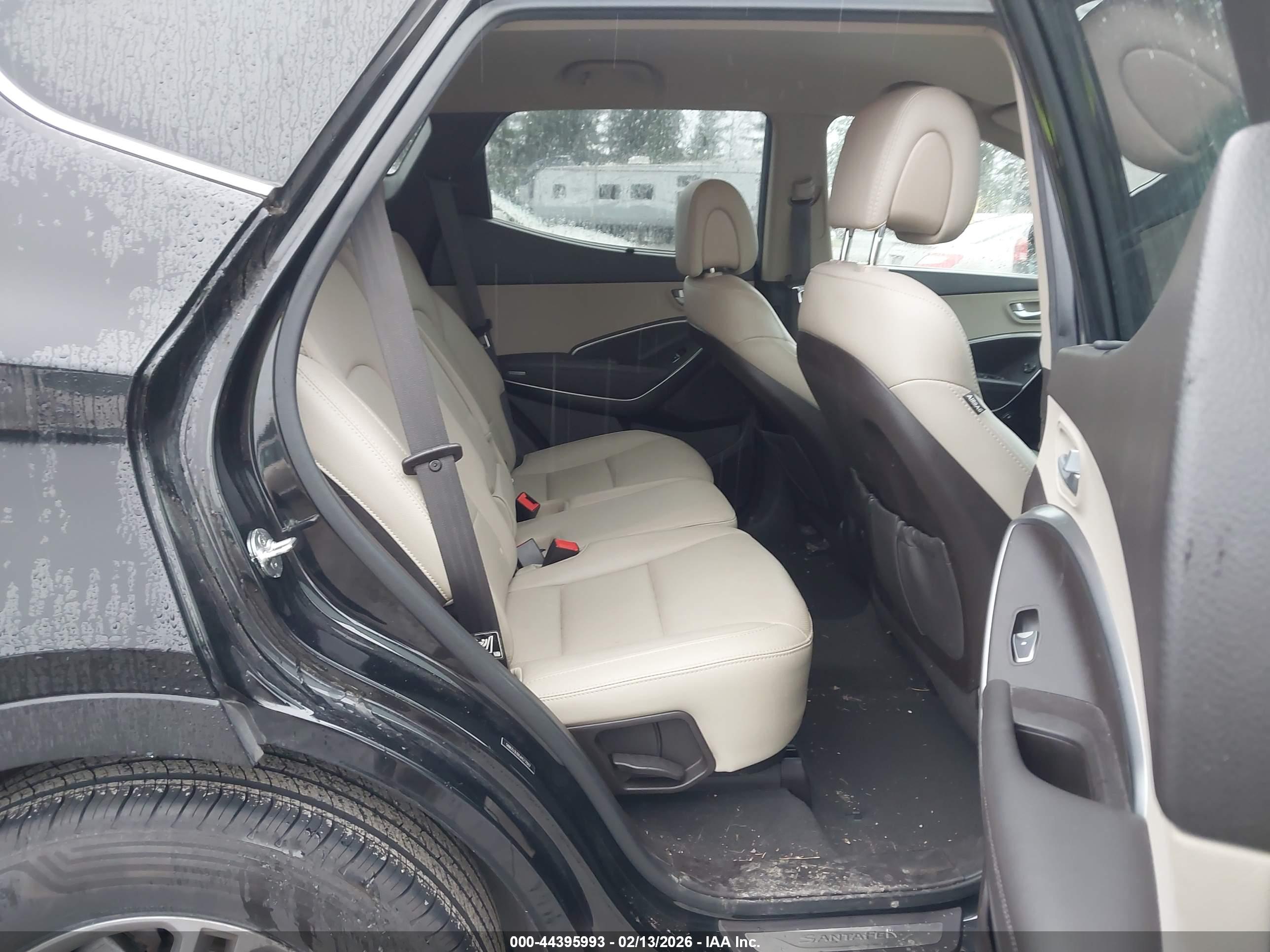HYUNDAI SANTA image 8
