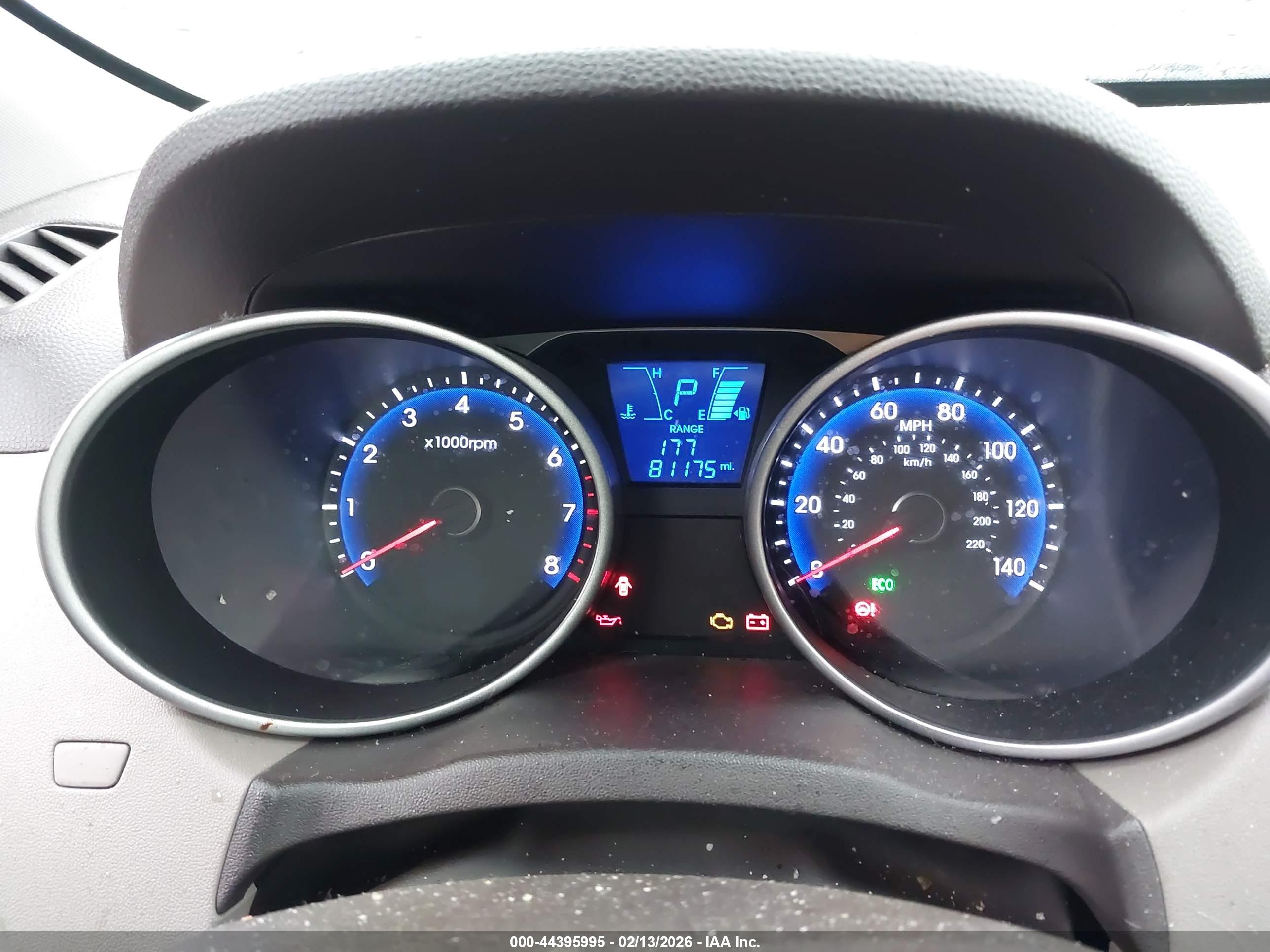 HYUNDAI TUCSON image 7
