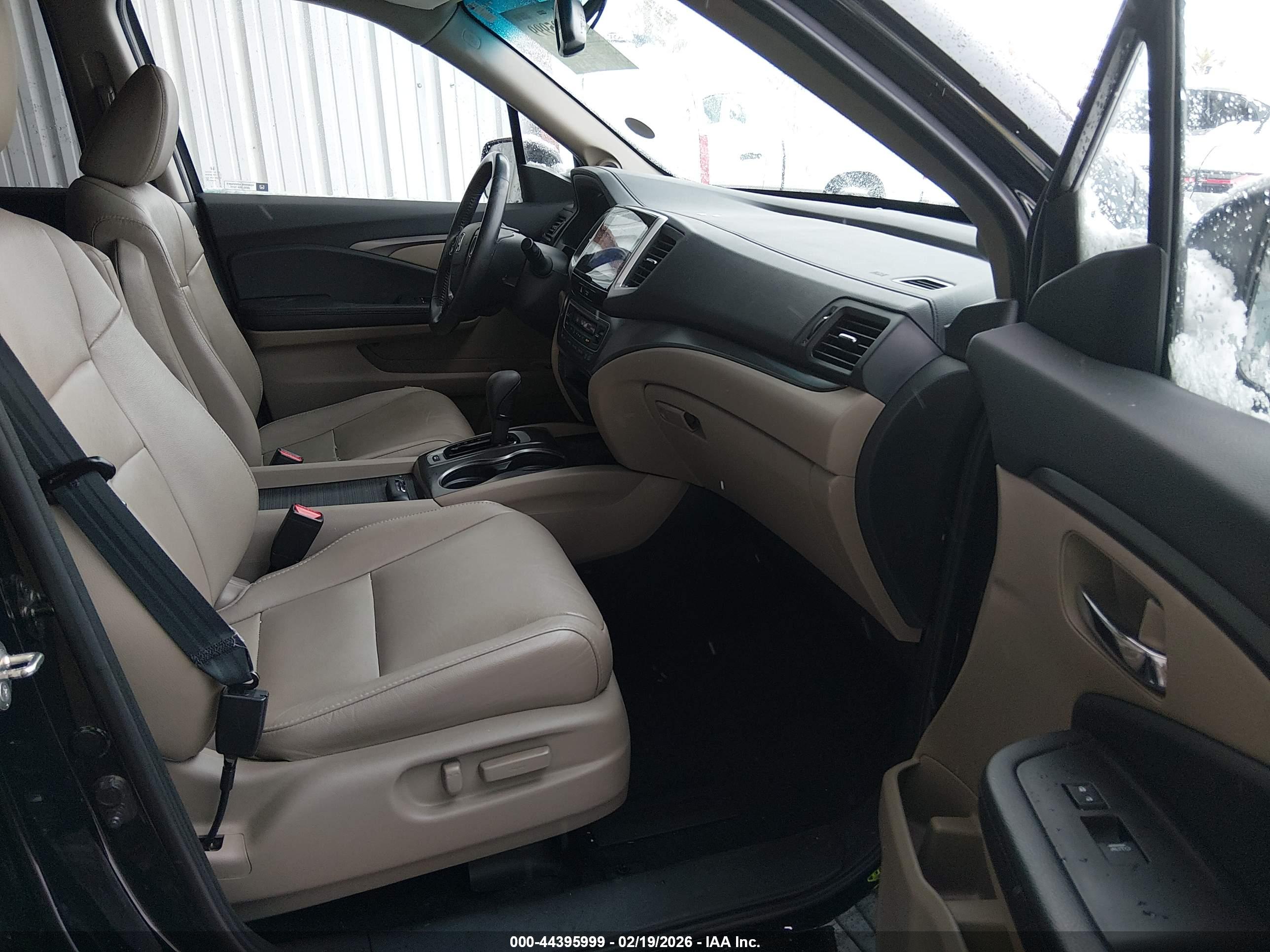 HONDA PILOT image 5
