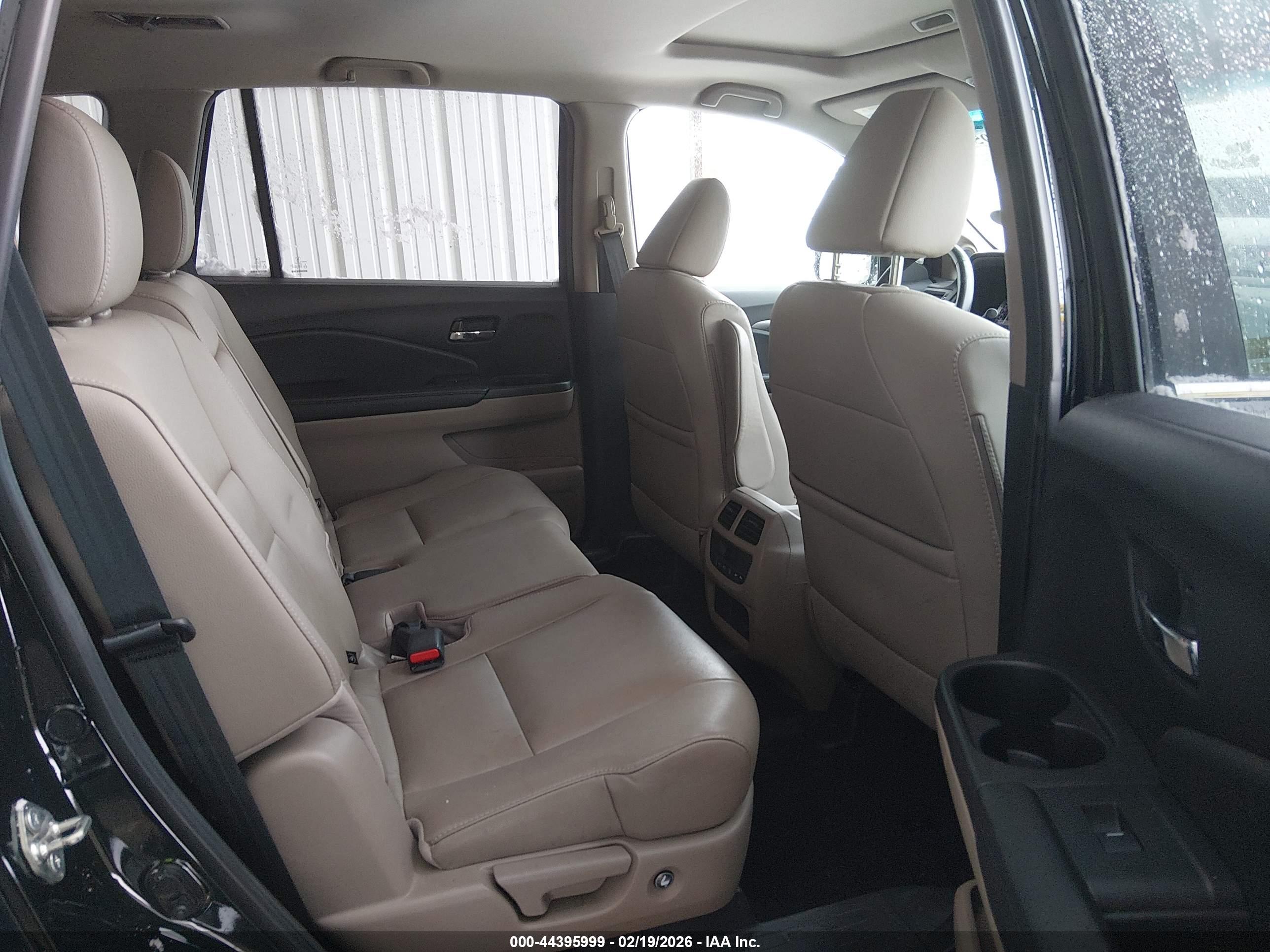 HONDA PILOT image 8