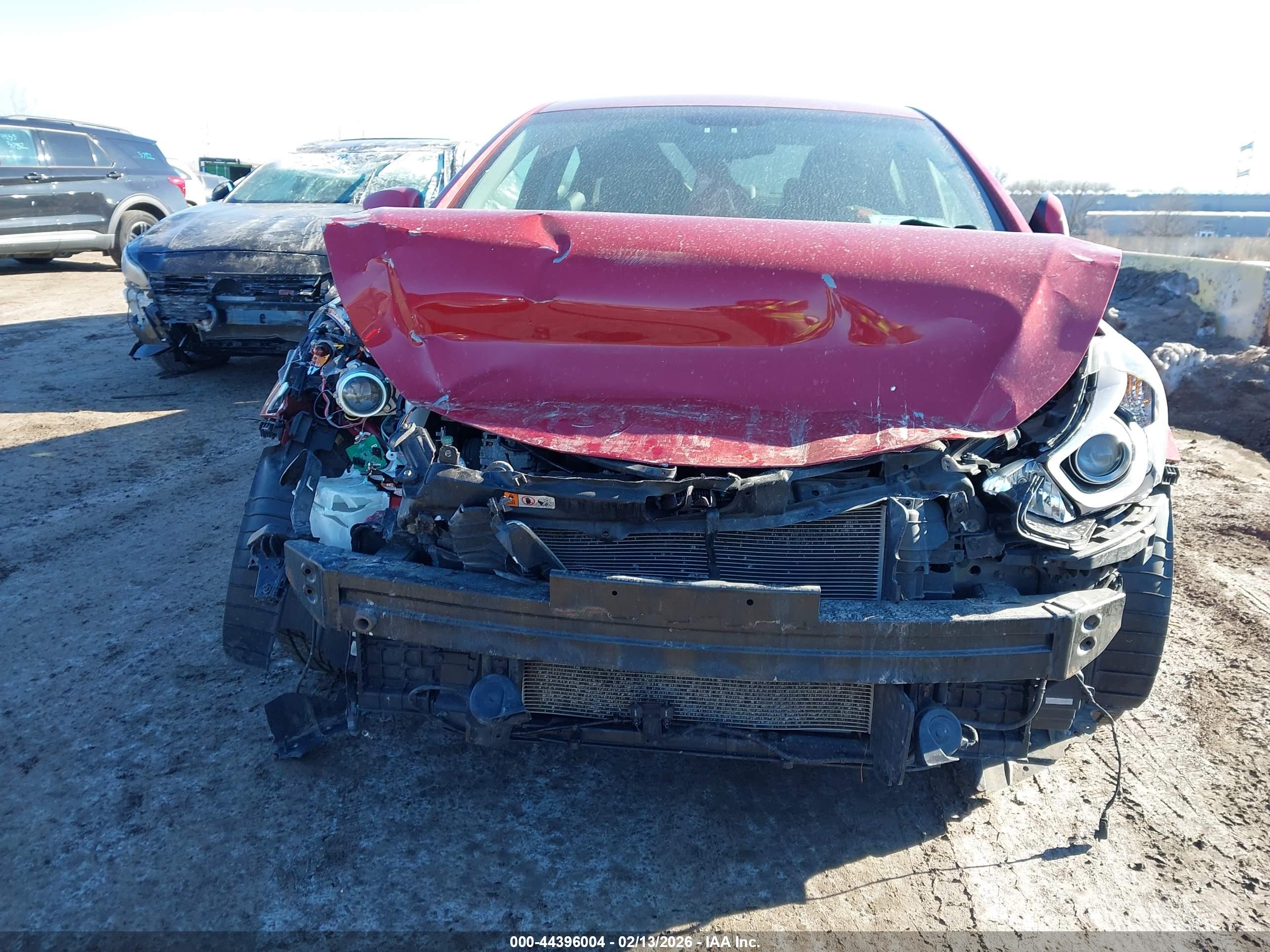 HYUNDAI ELANTRA image 6