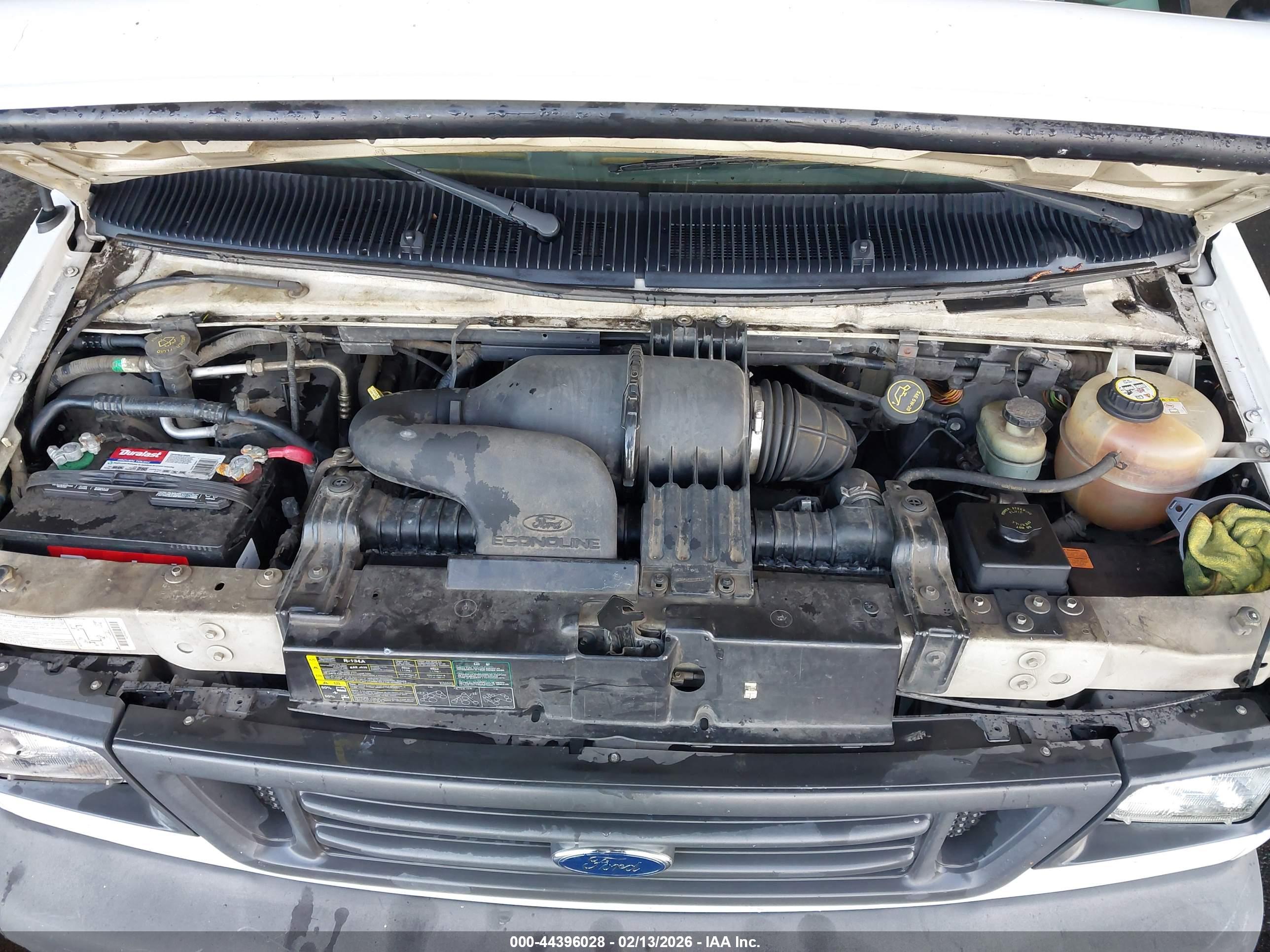 FORD E-150 image 10