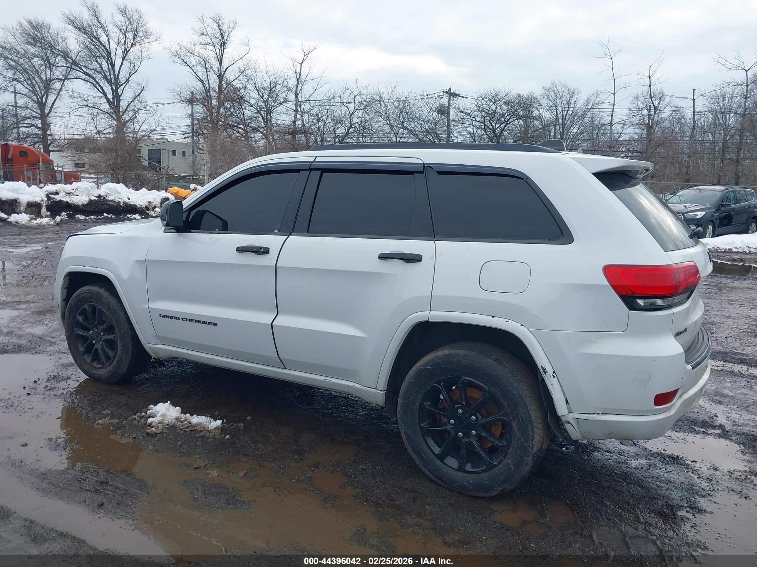 JEEP GRAND image 6