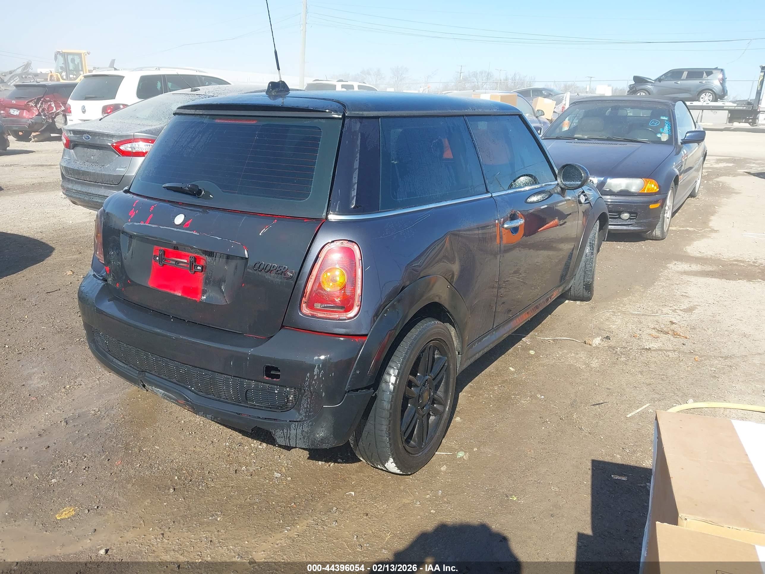 MINI COOPER image 4