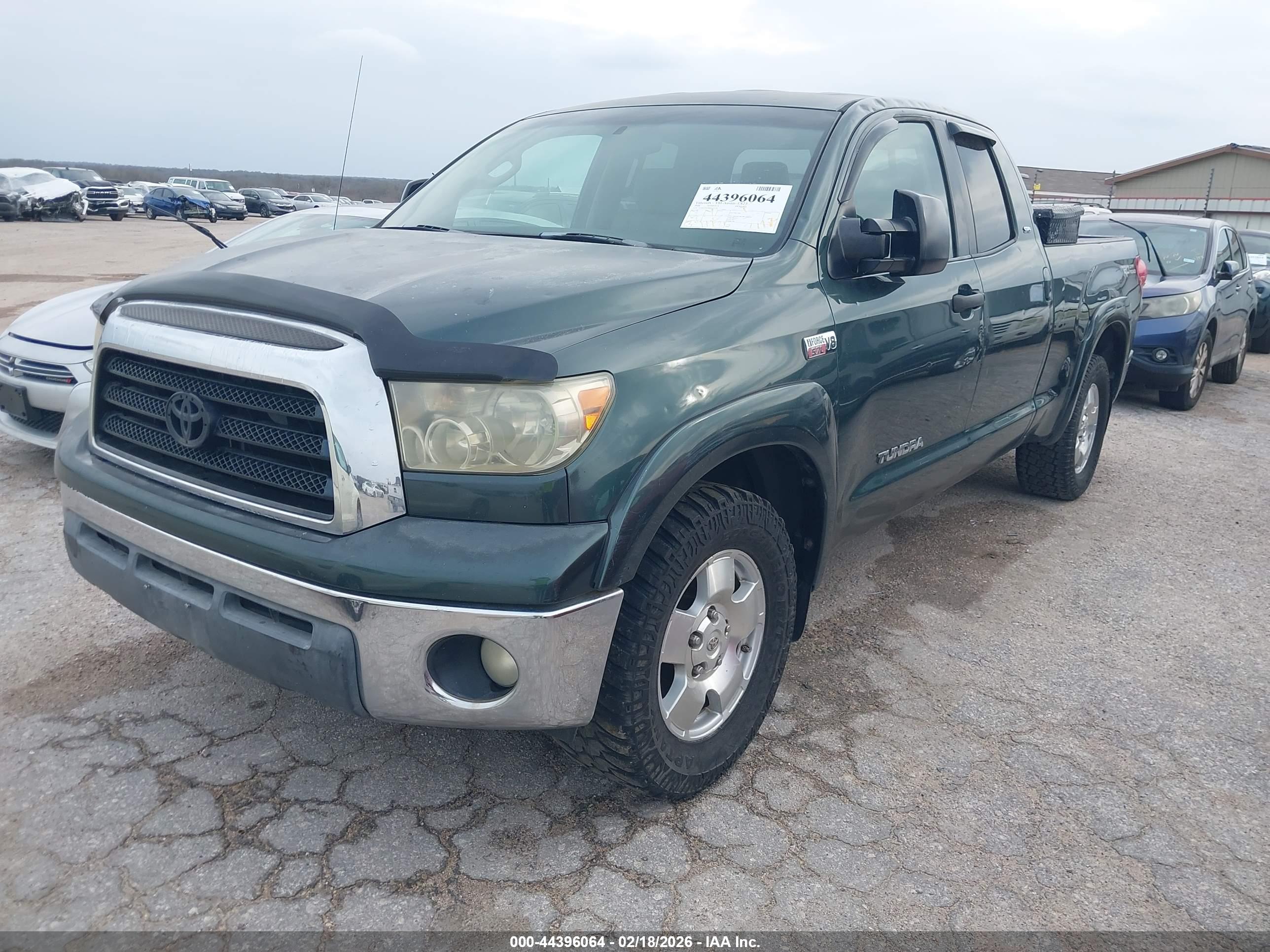 TOYOTA TUNDRA image 2