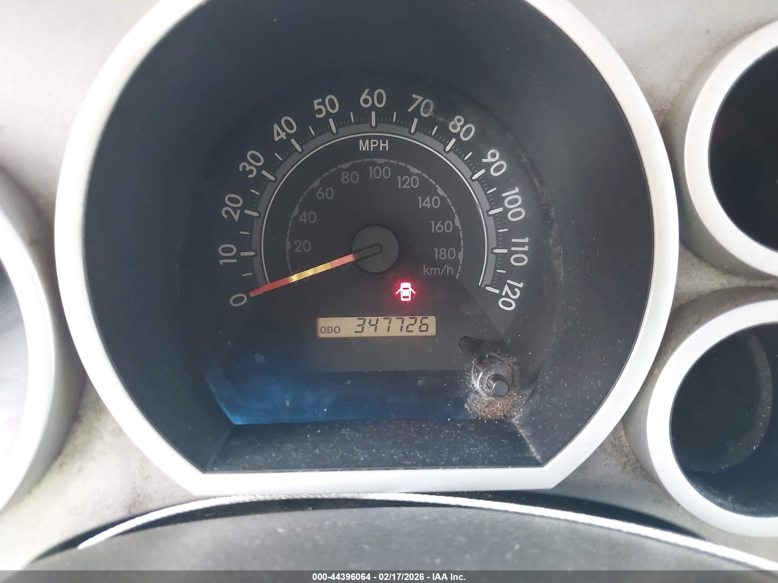 TOYOTA TUNDRA image 7