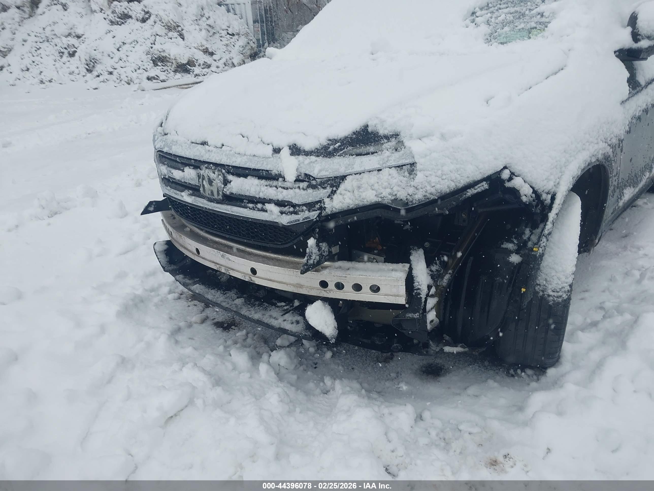HONDA PILOT image 6