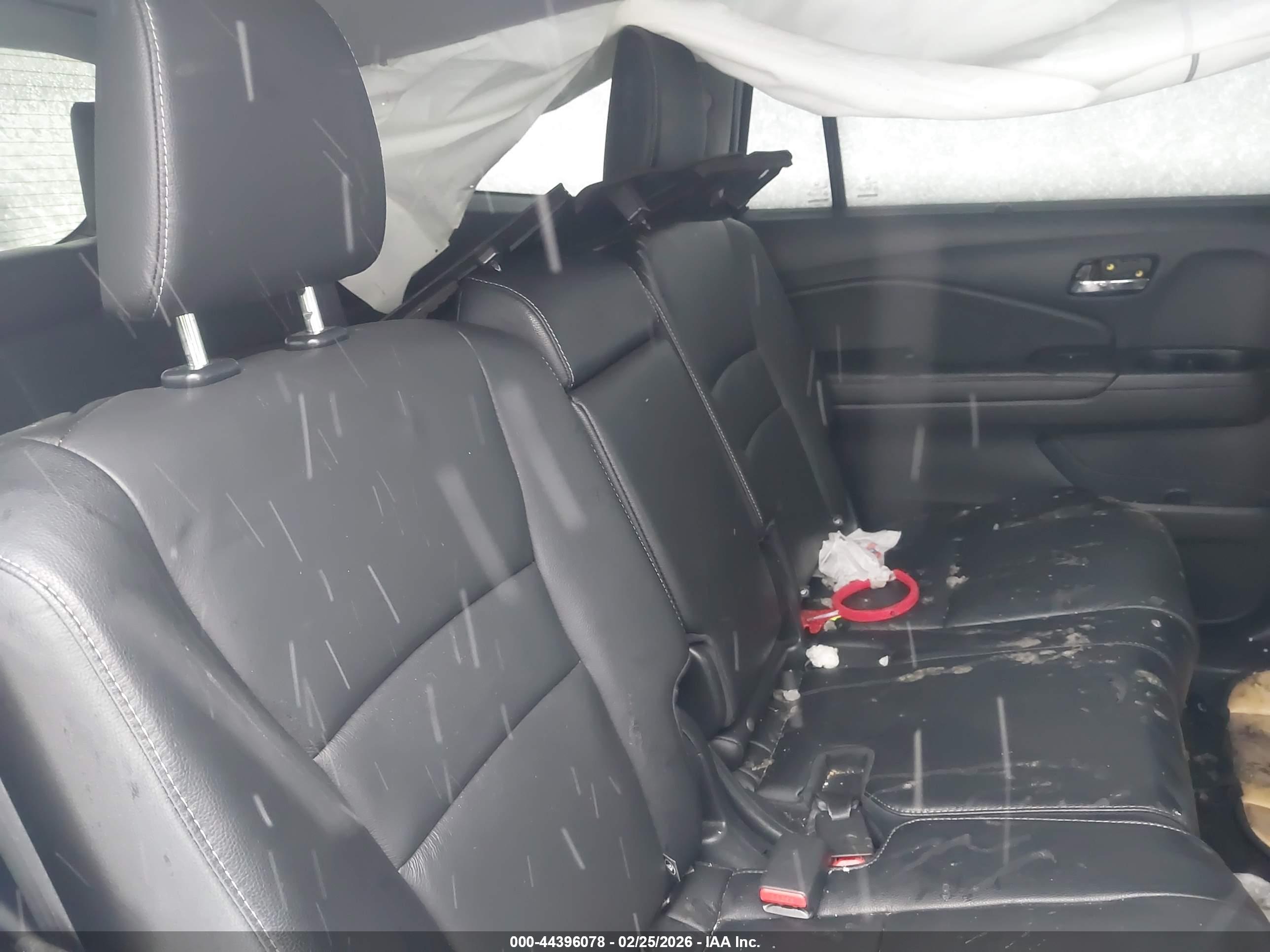 HONDA PILOT image 8