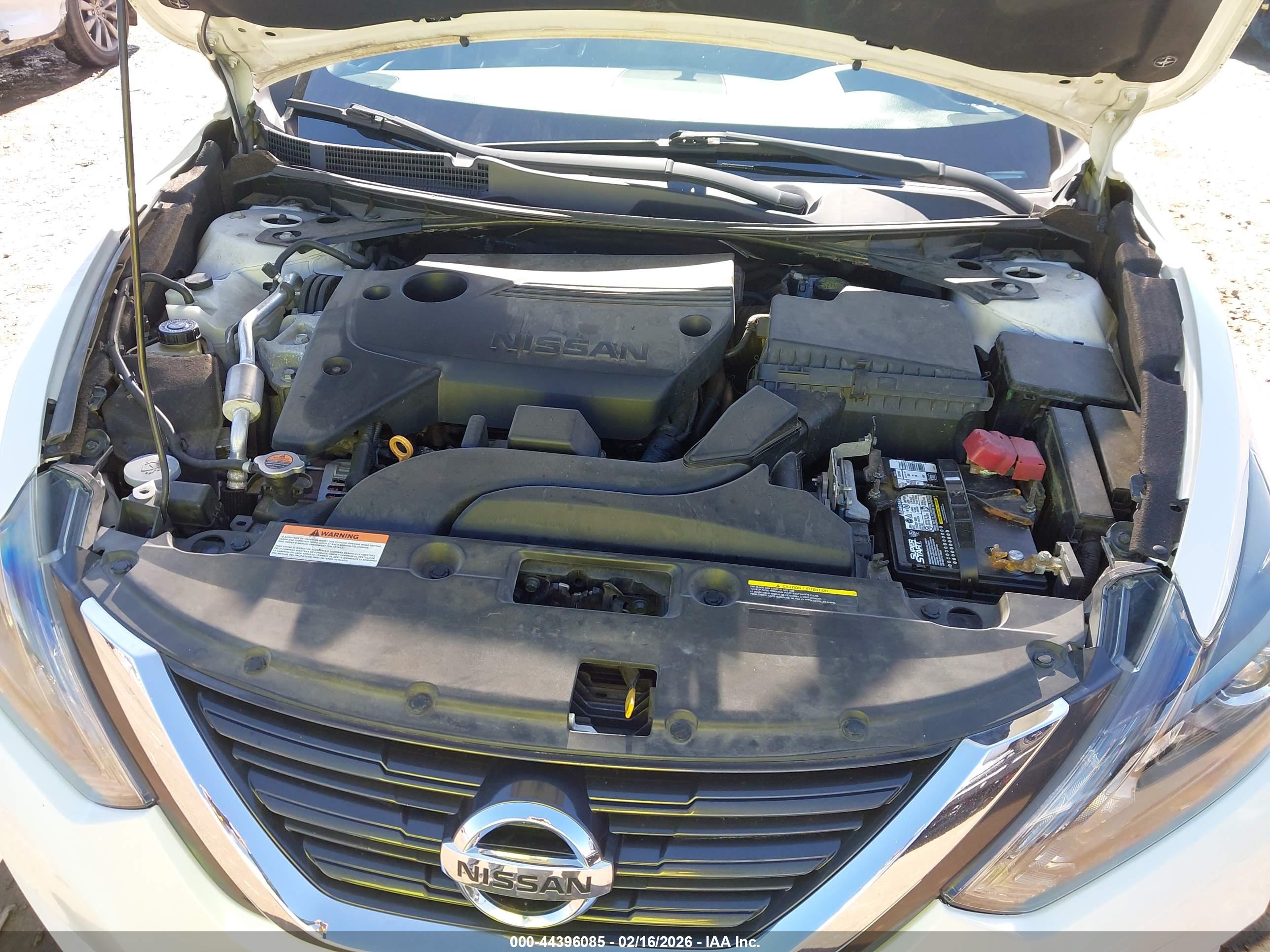 NISSAN ALTIMA image 10