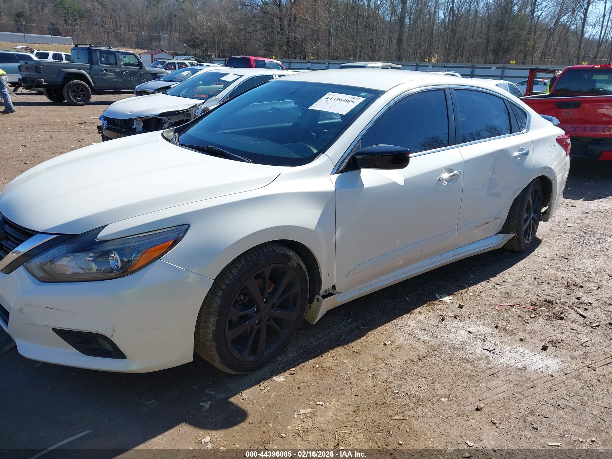 NISSAN ALTIMA image 2