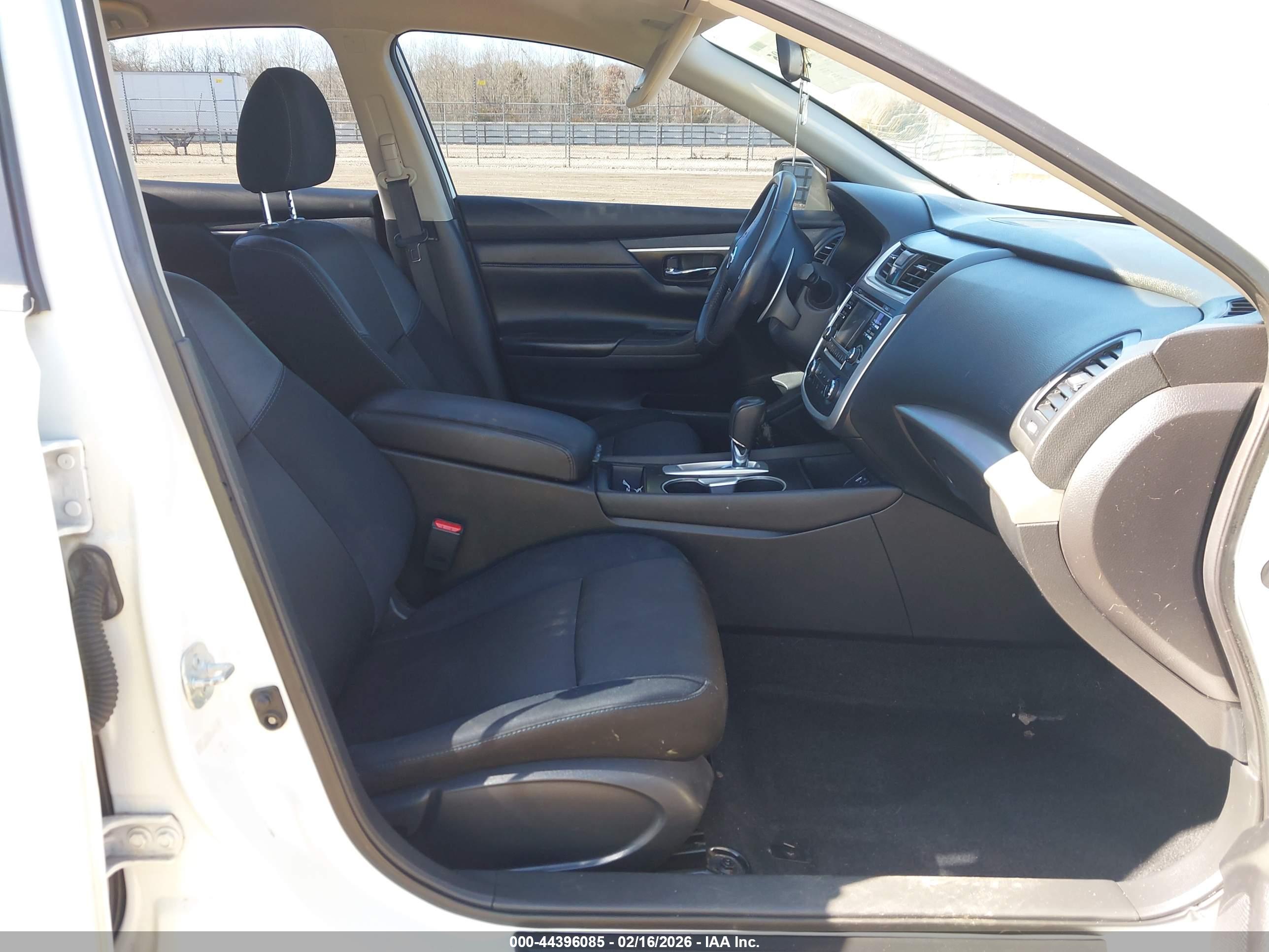 NISSAN ALTIMA image 5