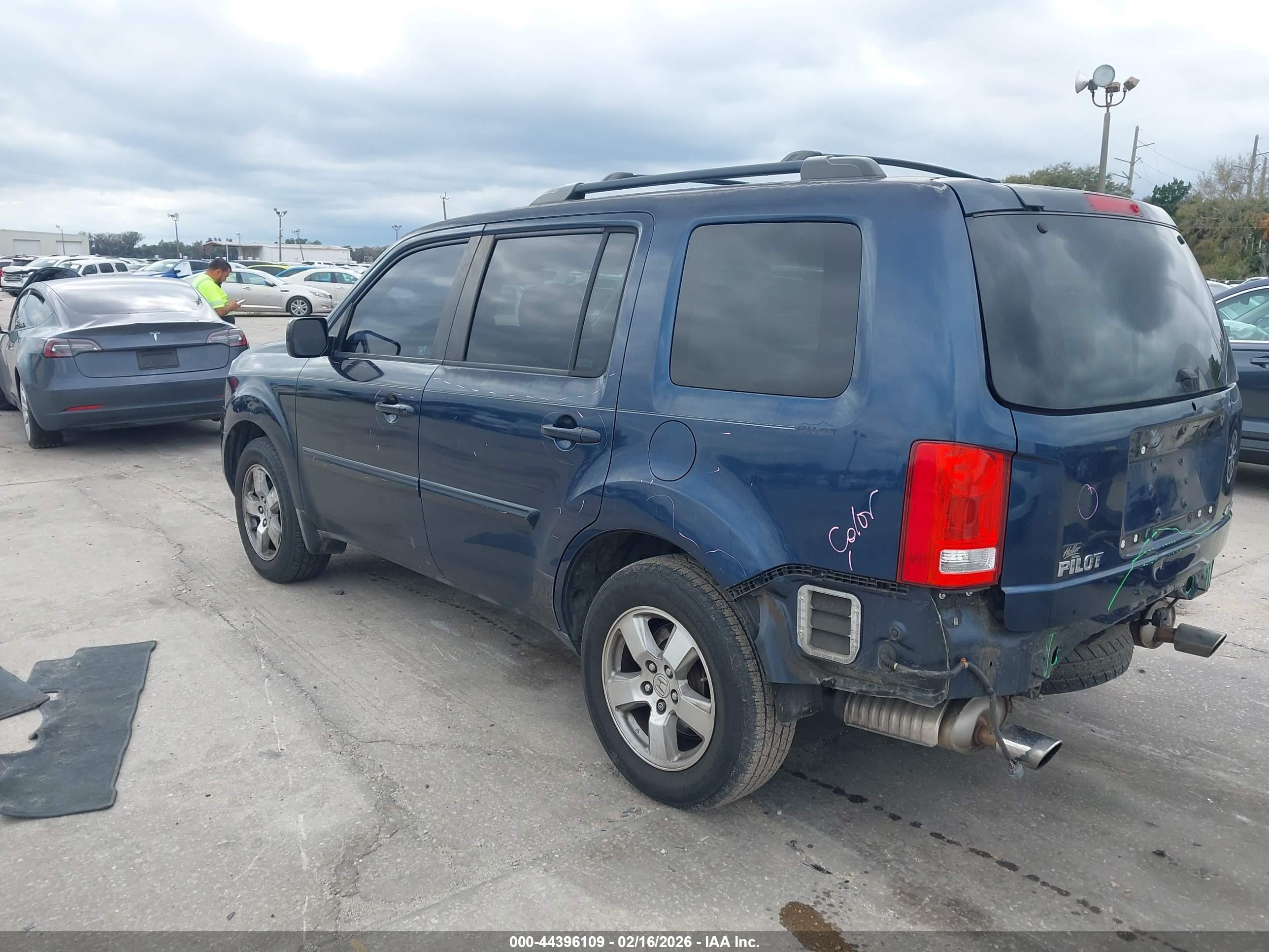 HONDA PILOT image 3