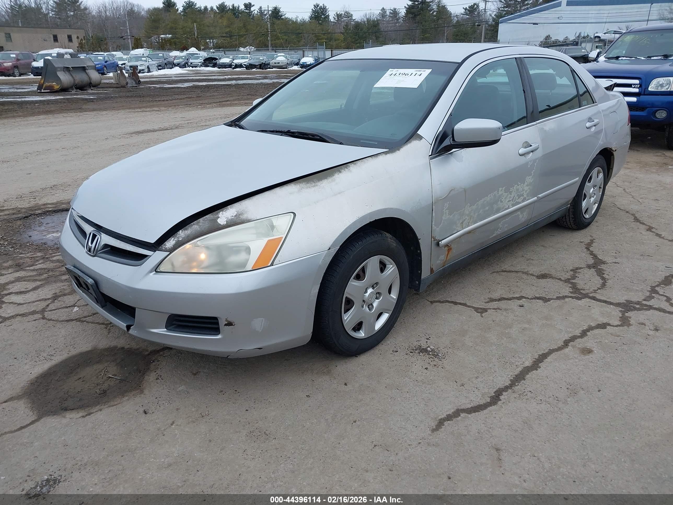 HONDA ACCORD image 2