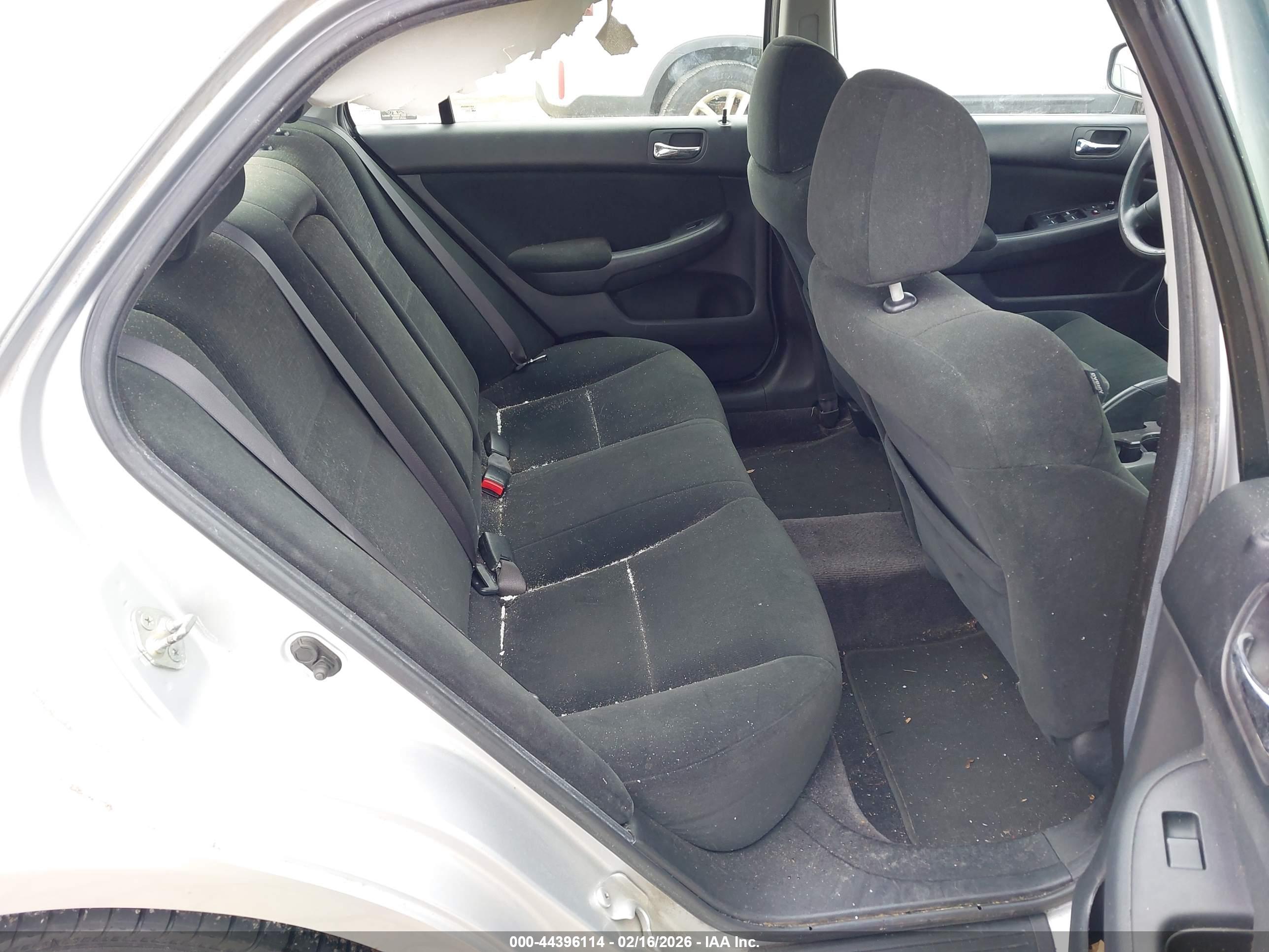 HONDA ACCORD image 8