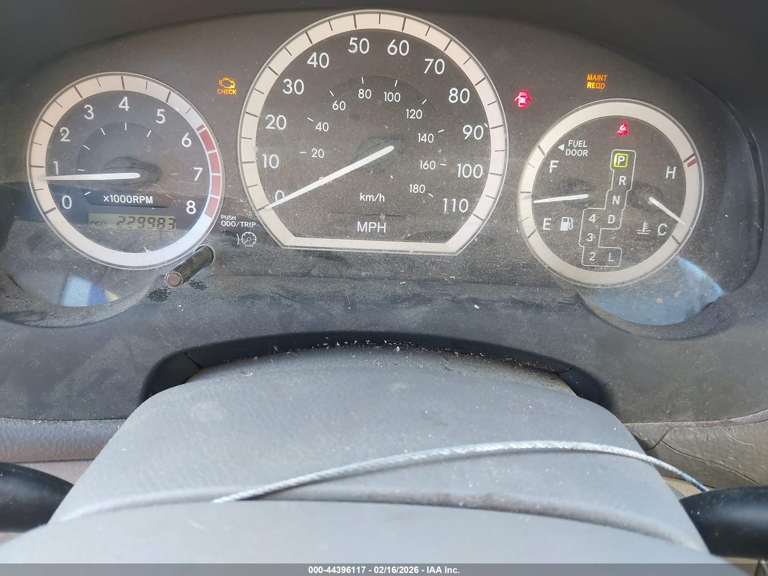 TOYOTA SIENNA image 7