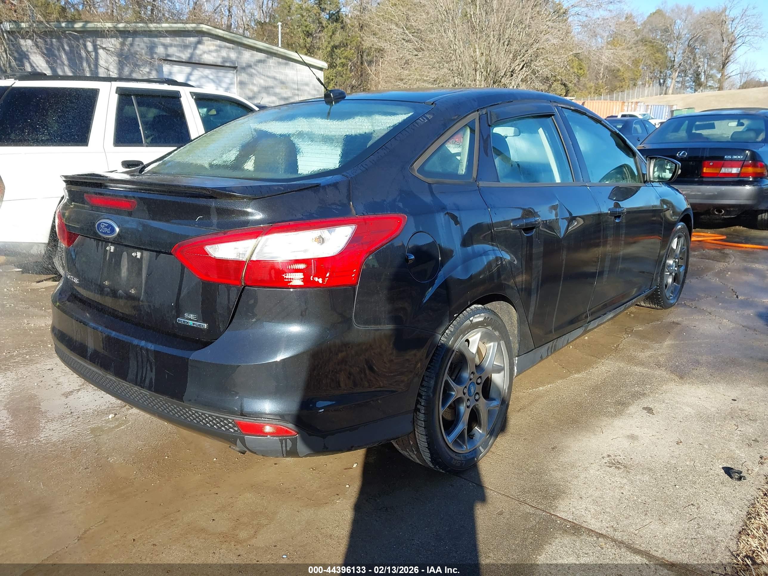 FORD FOCUS image 4