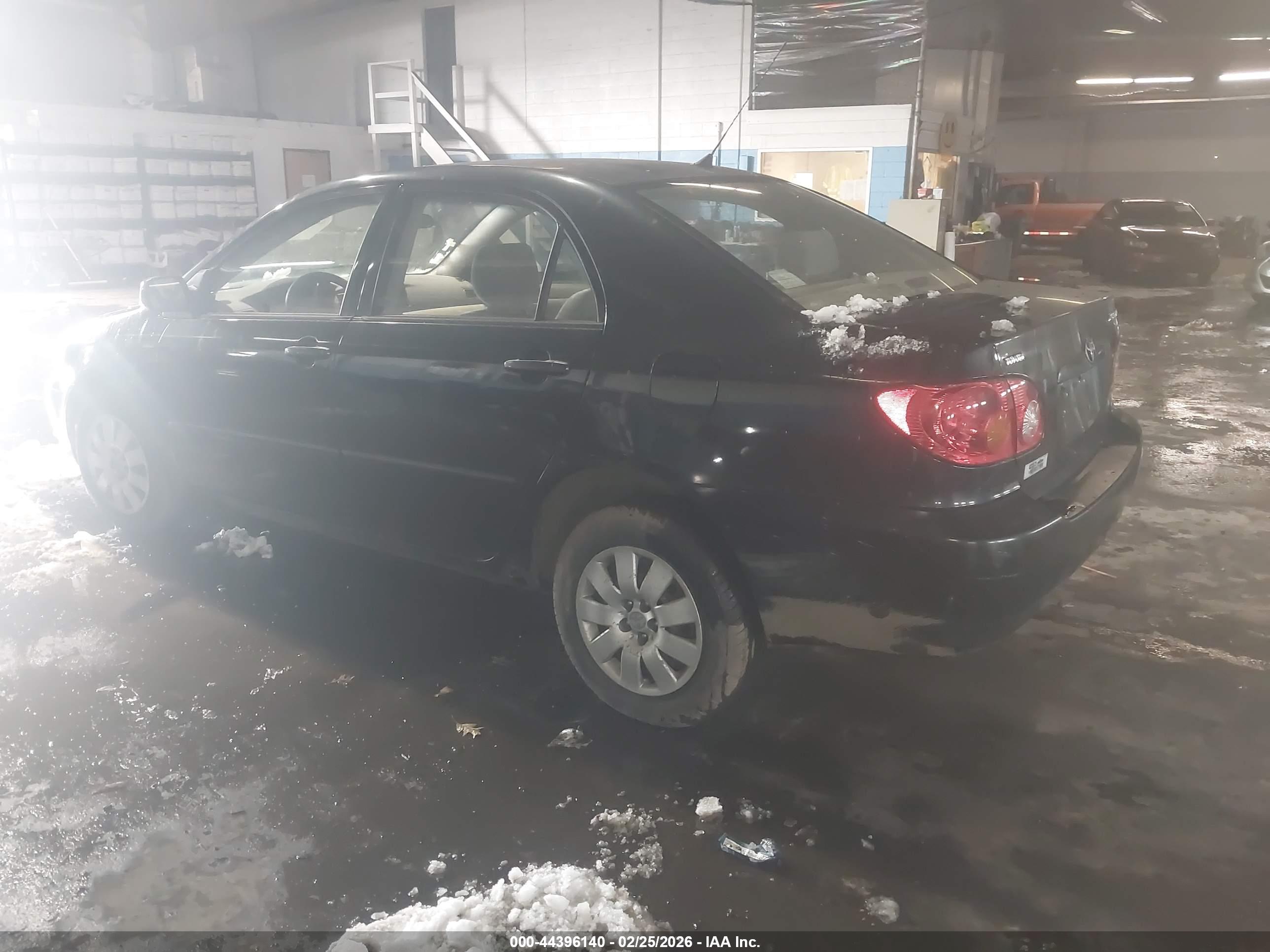 TOYOTA COROLLA image 3