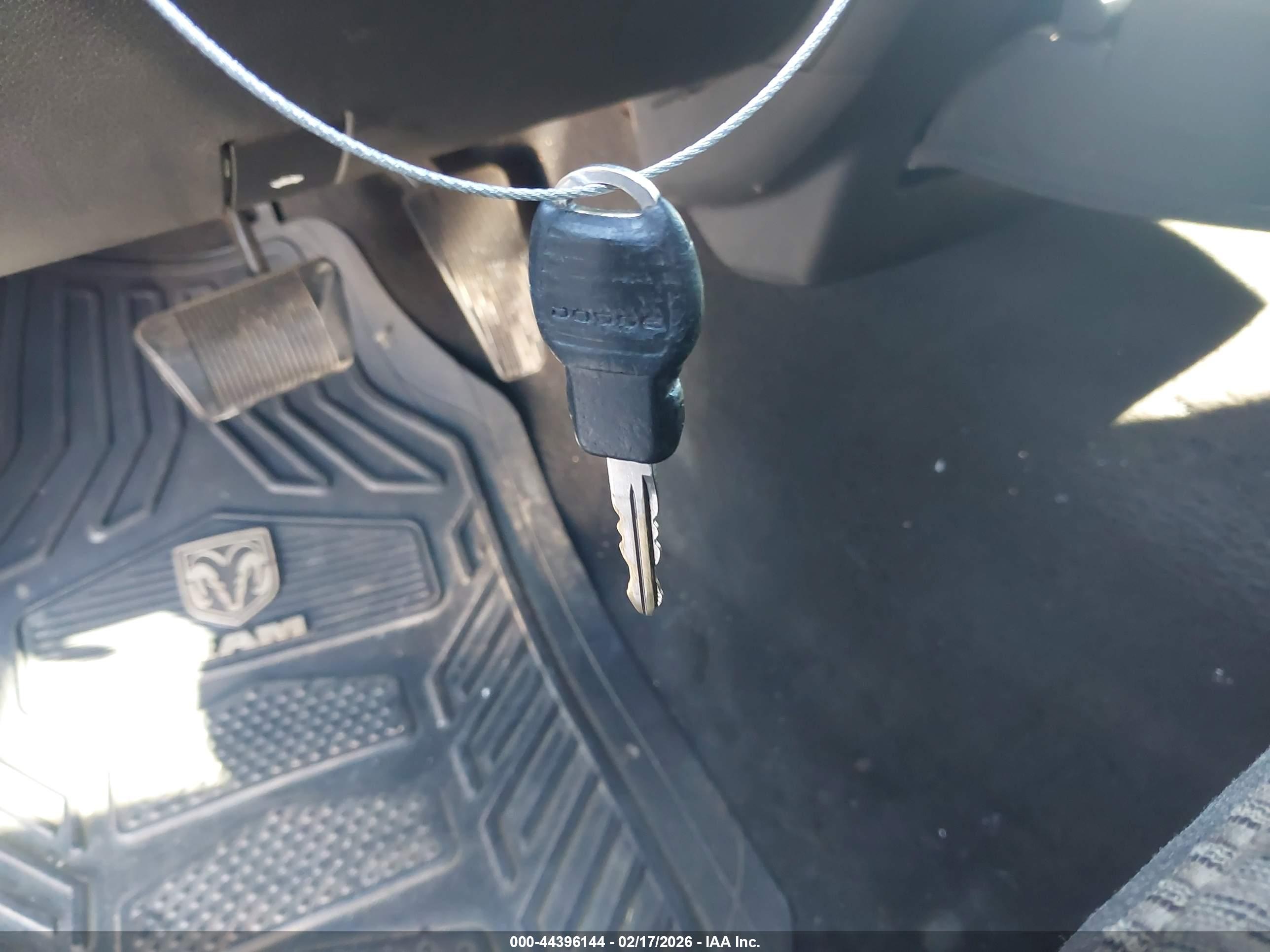 DODGE RAM image 11