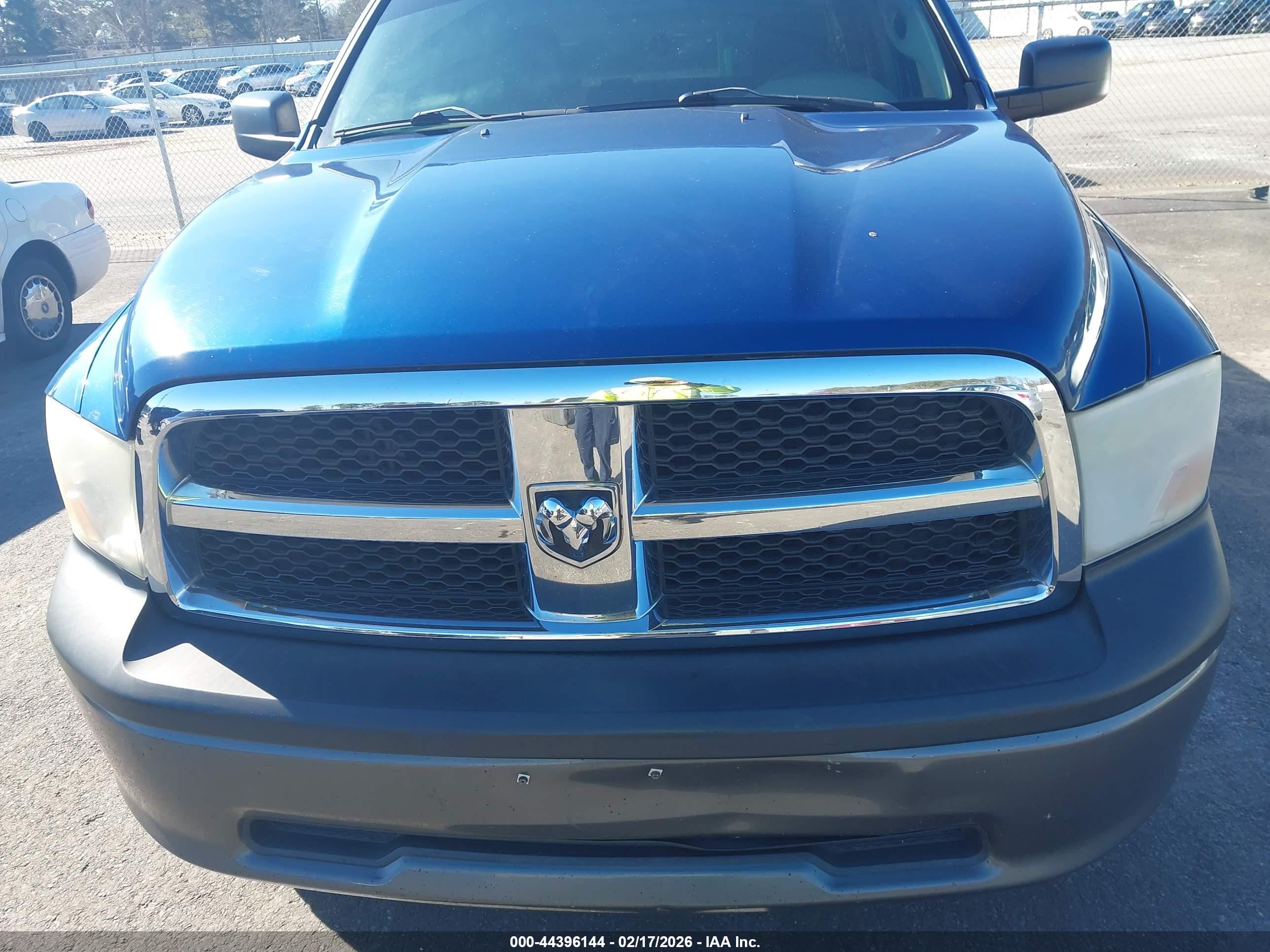 DODGE RAM image 6