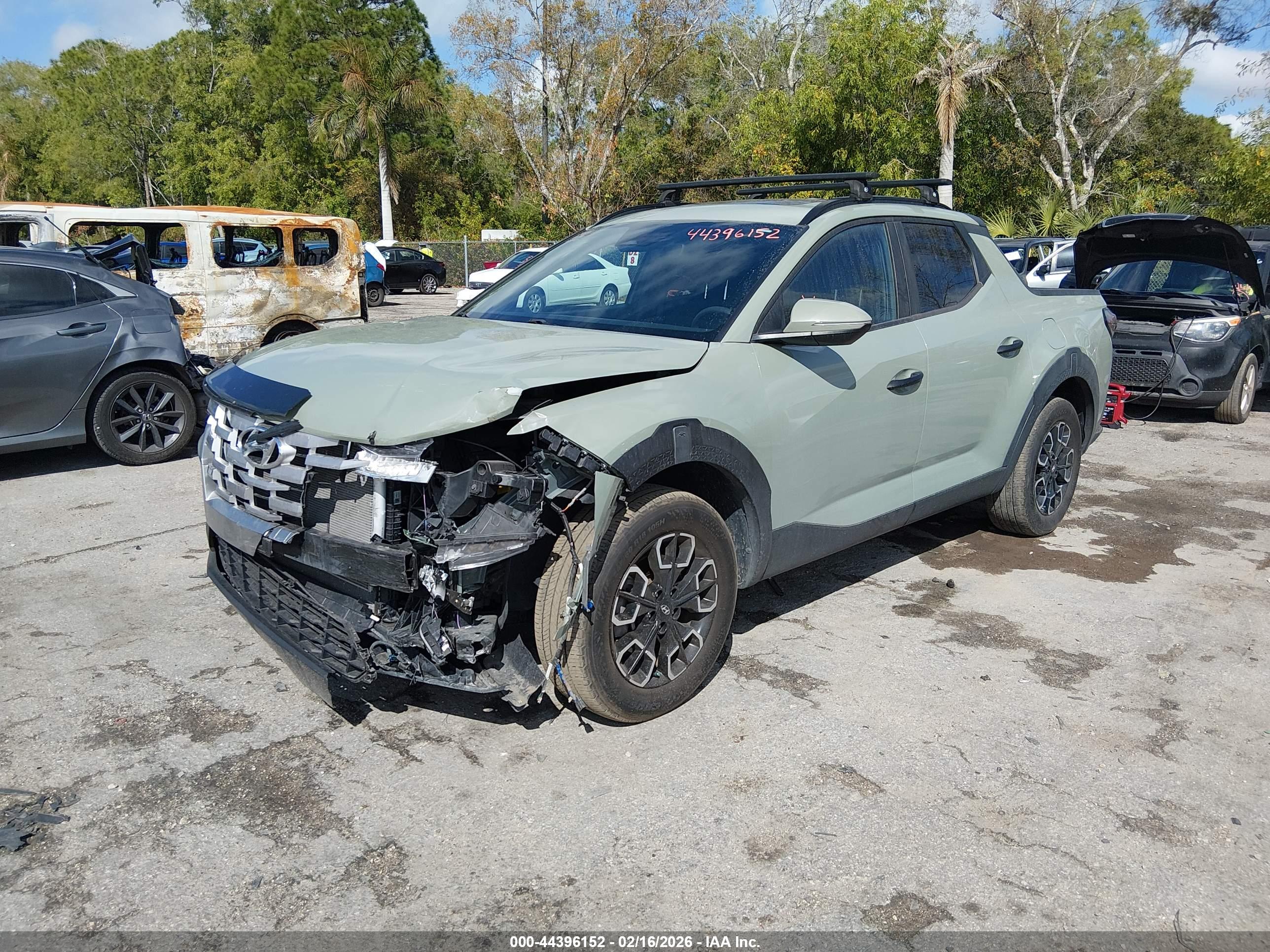 HYUNDAI SANTA image 2