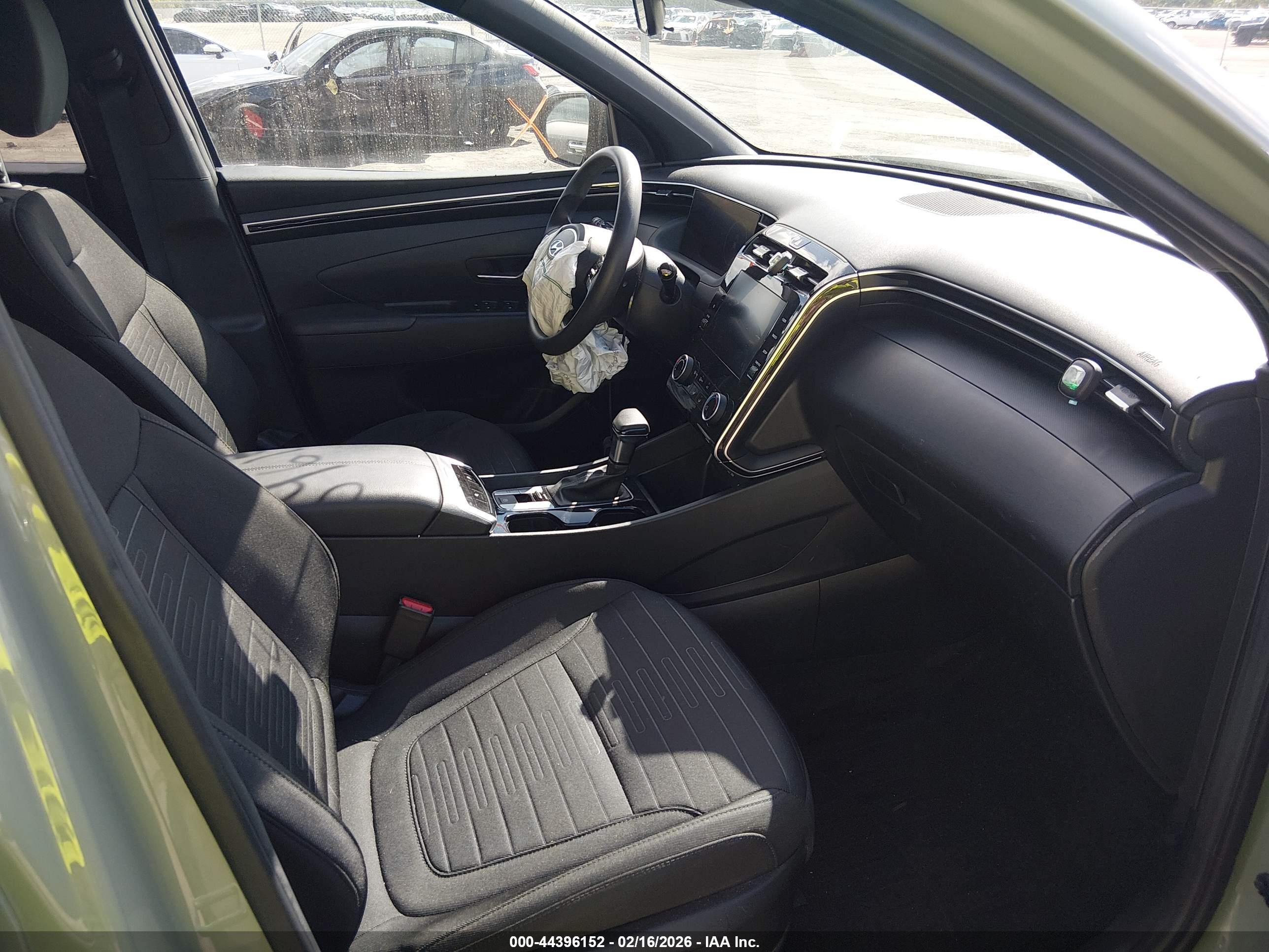 HYUNDAI SANTA image 5