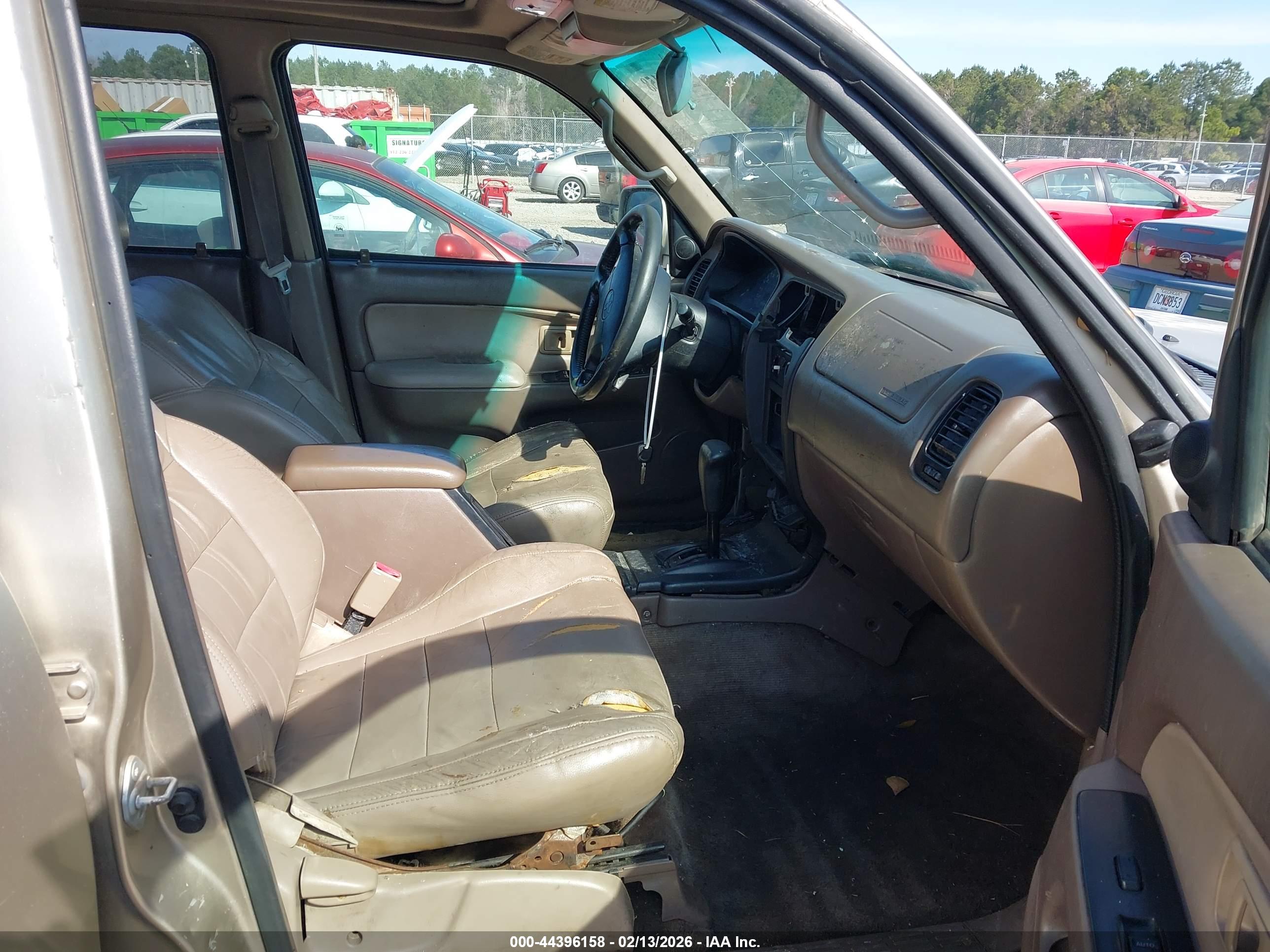 TOYOTA 4RUNNER image 5