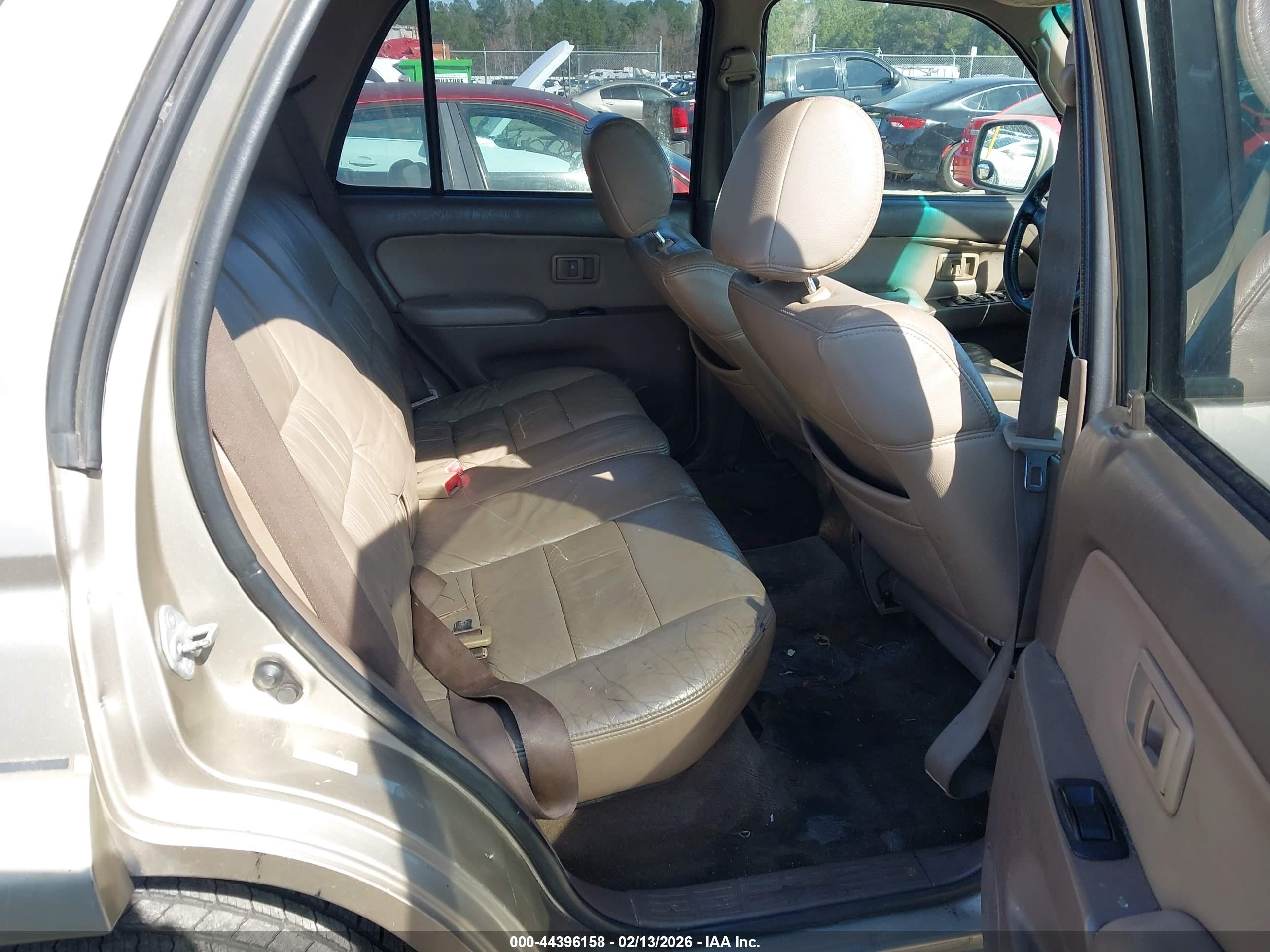 TOYOTA 4RUNNER image 8