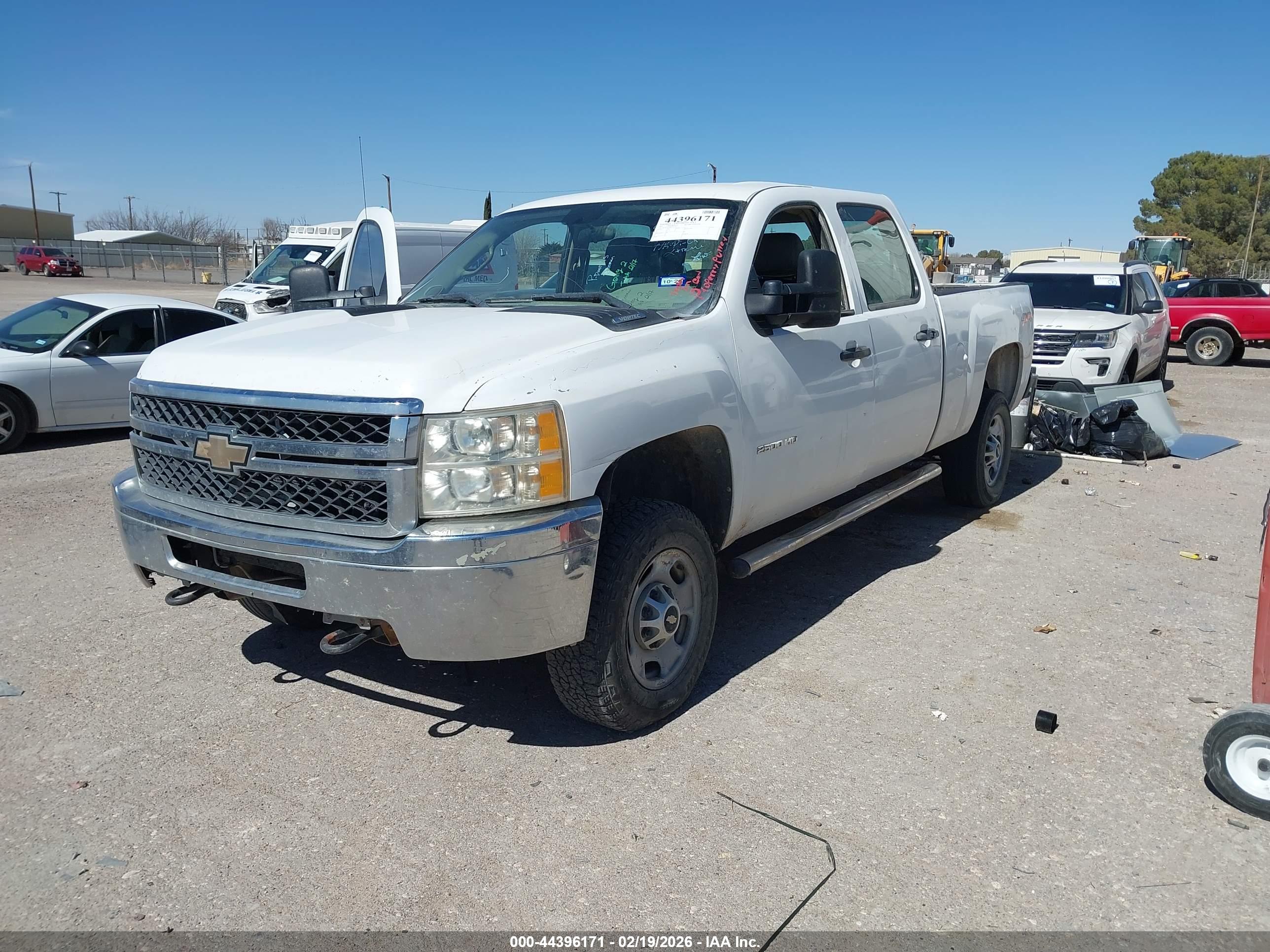 CHEVROLET SILVERADO image 2