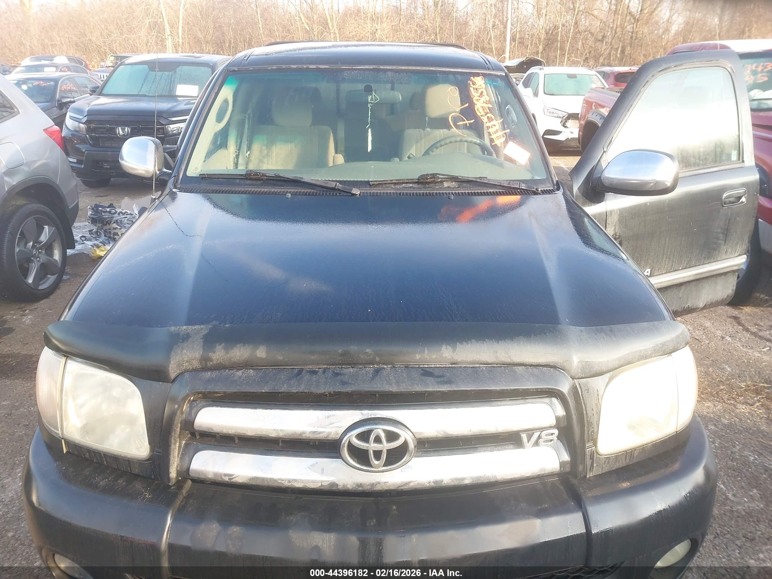 TOYOTA TUNDRA image 10