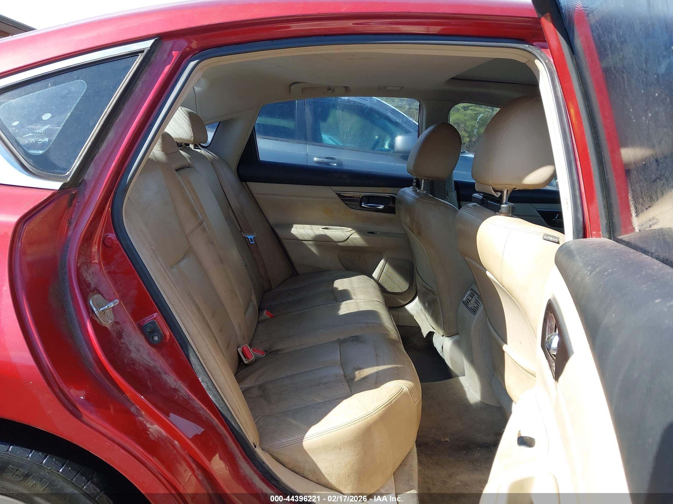 NISSAN ALTIMA image 8