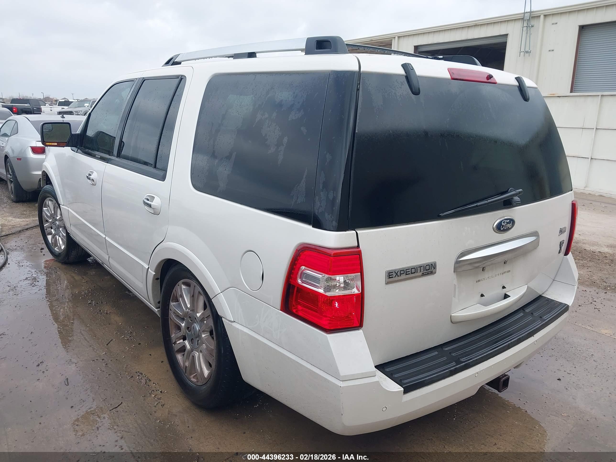 FORD EXPEDITION image 3