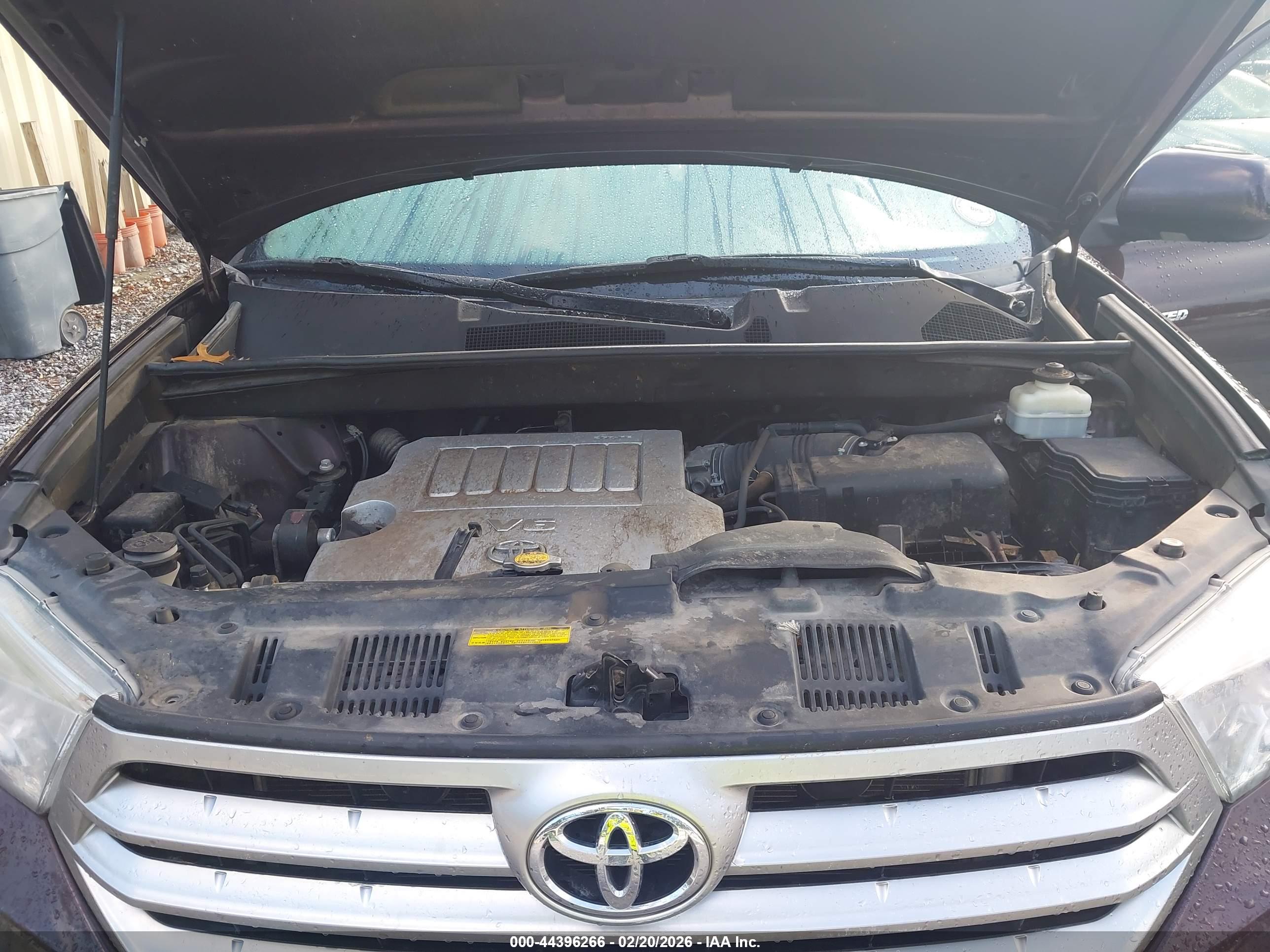 TOYOTA HIGHLANDER image 10