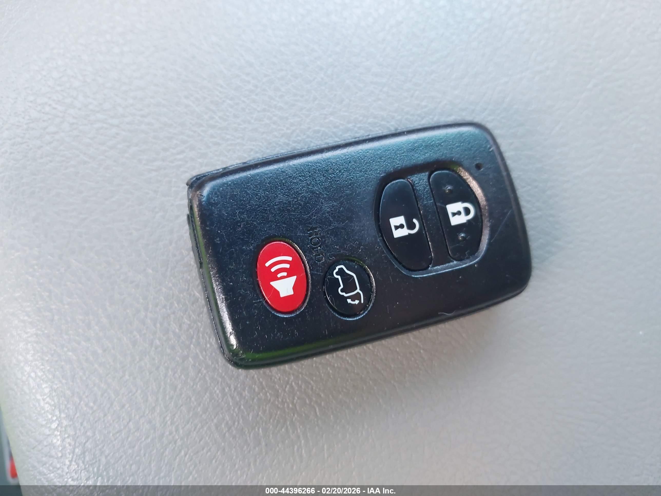 TOYOTA HIGHLANDER image 11