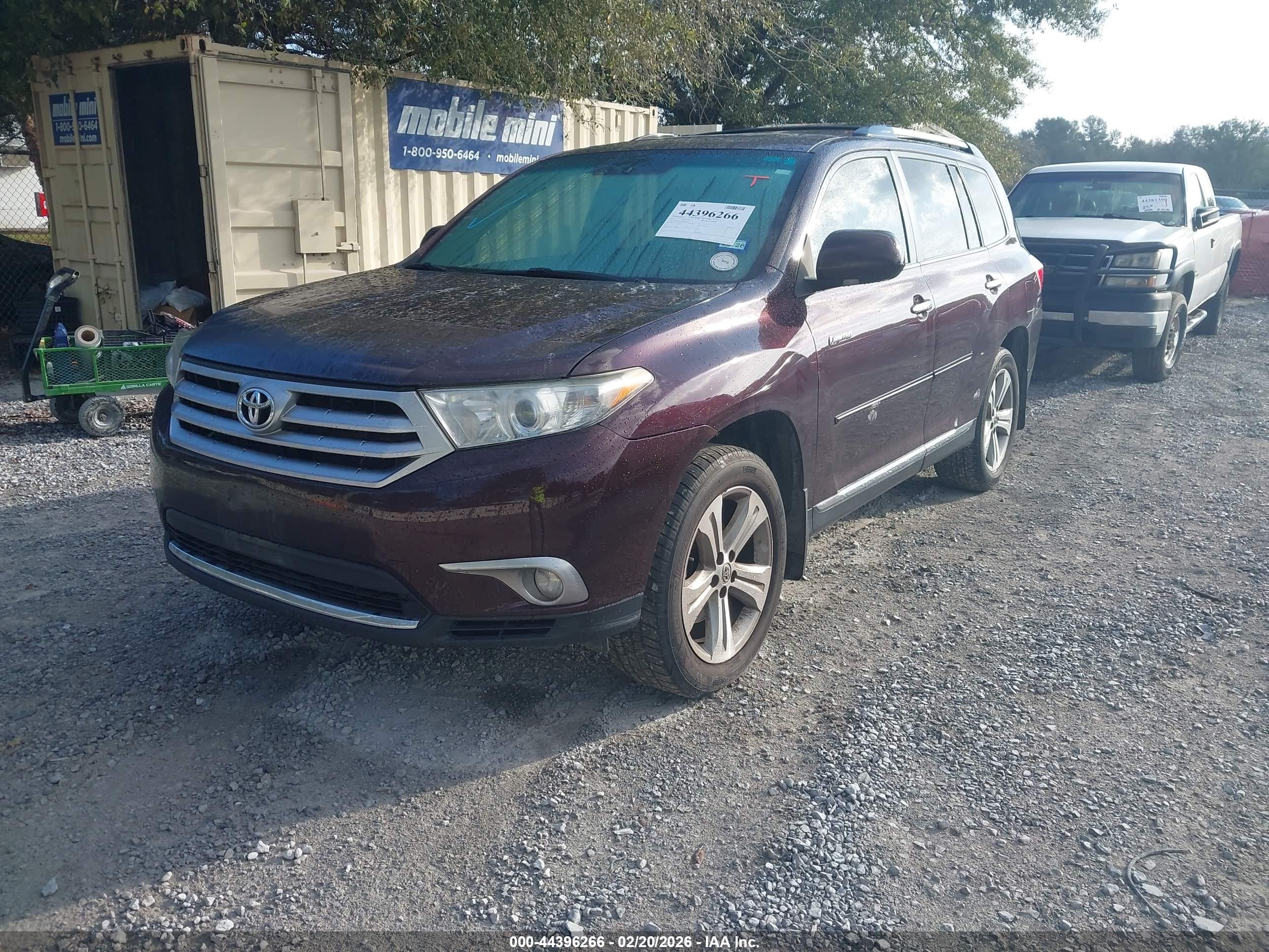 TOYOTA HIGHLANDER image 2