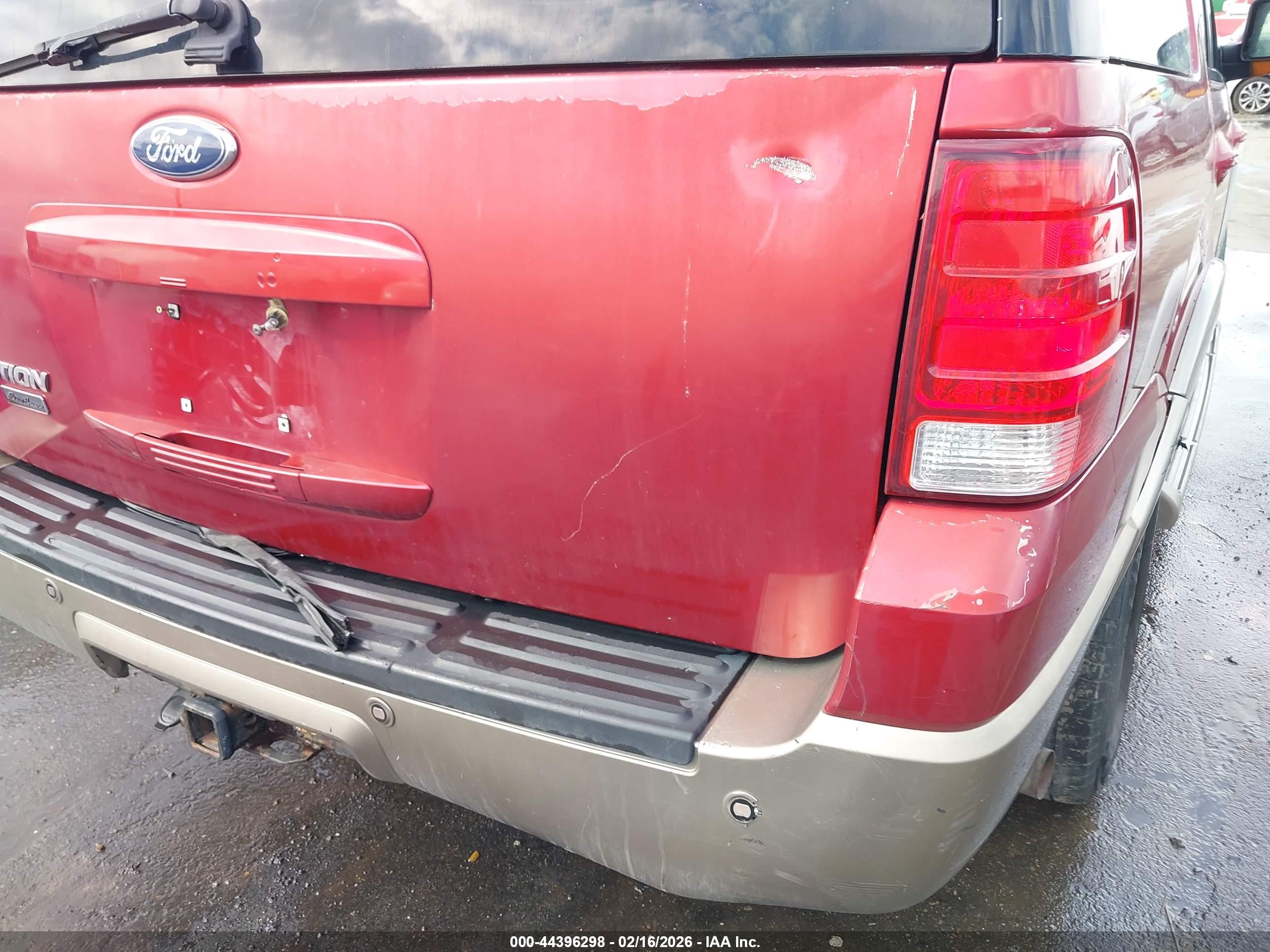 FORD EXPEDITION image 6