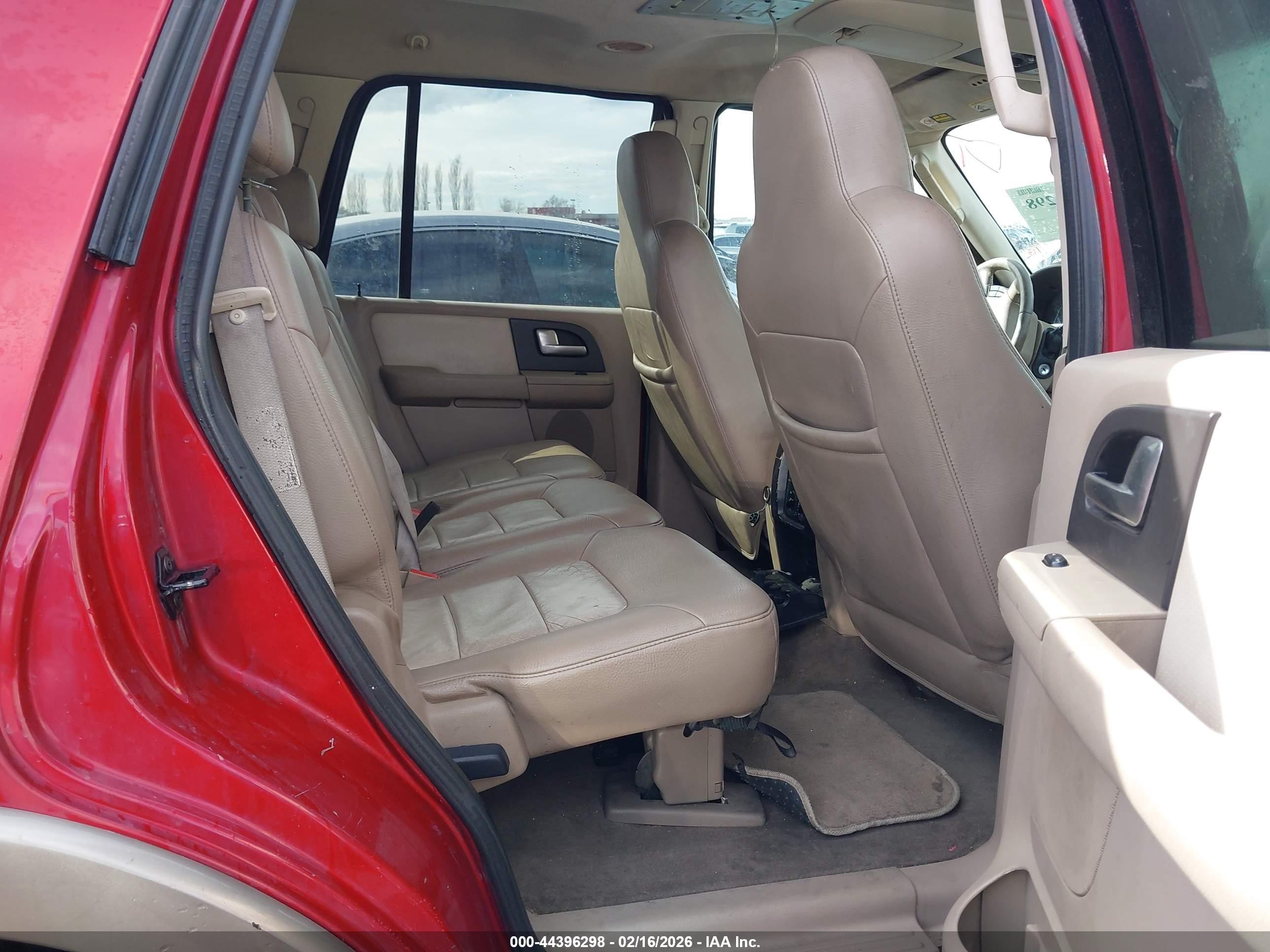 FORD EXPEDITION image 8