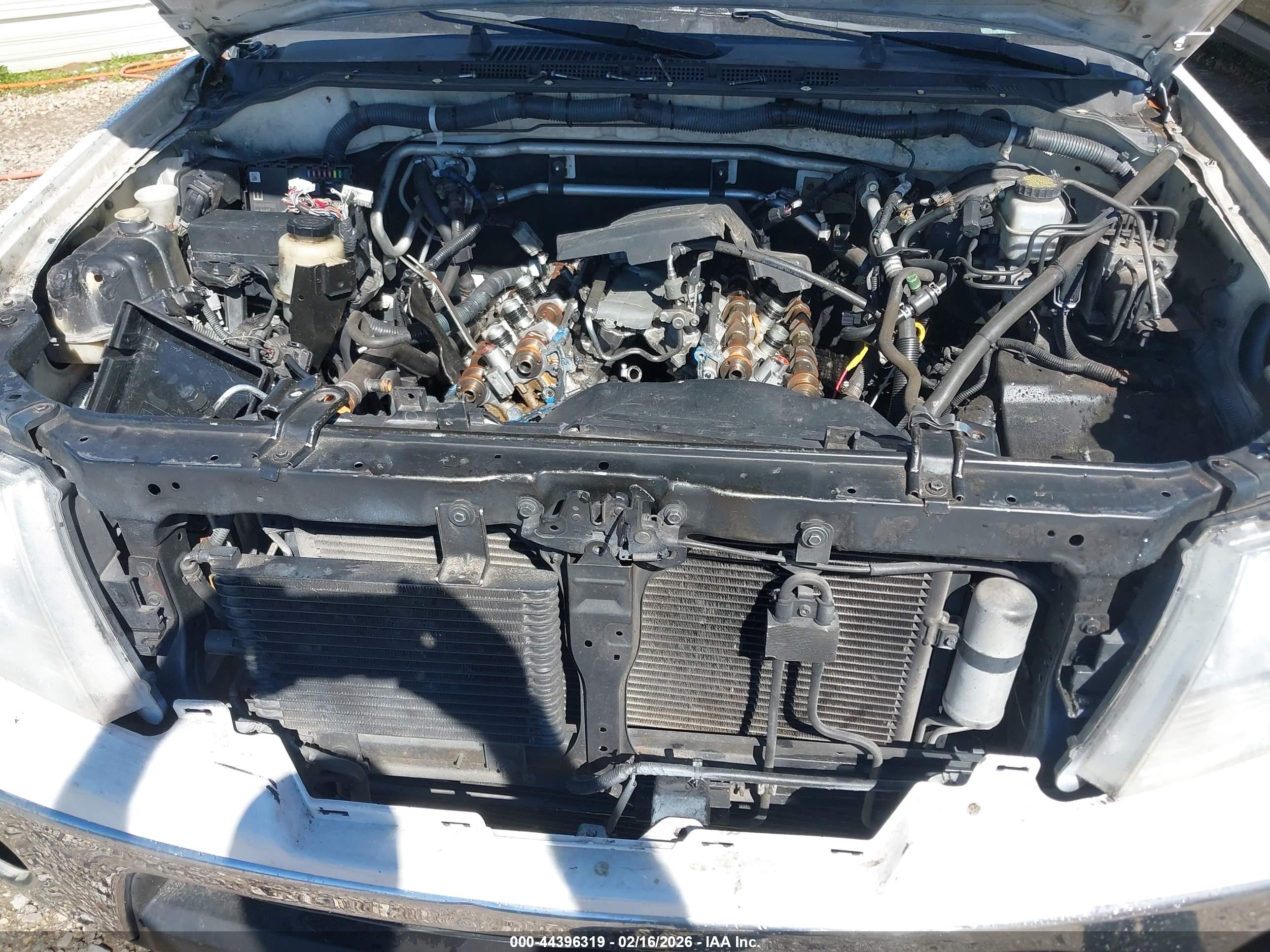 NISSAN FRONTIER image 6