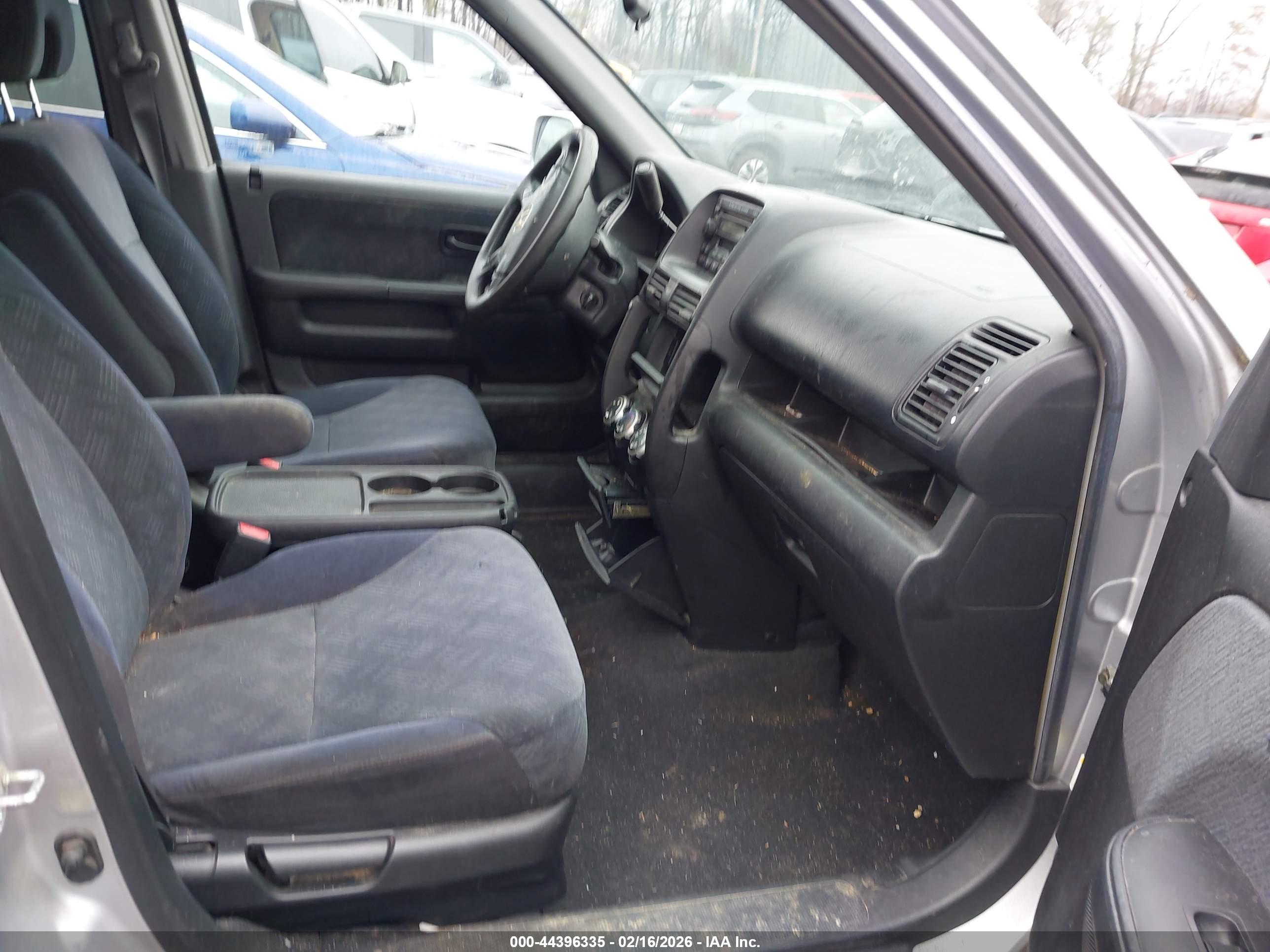 HONDA CR-V image 5