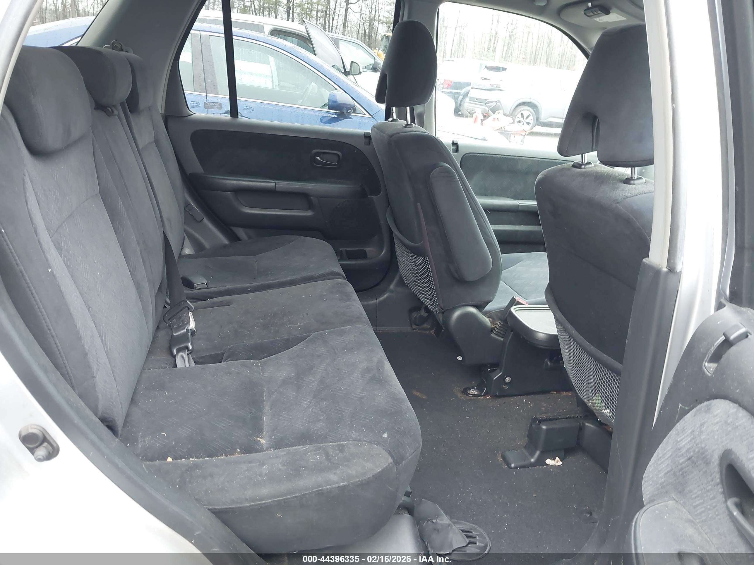 HONDA CR-V image 8