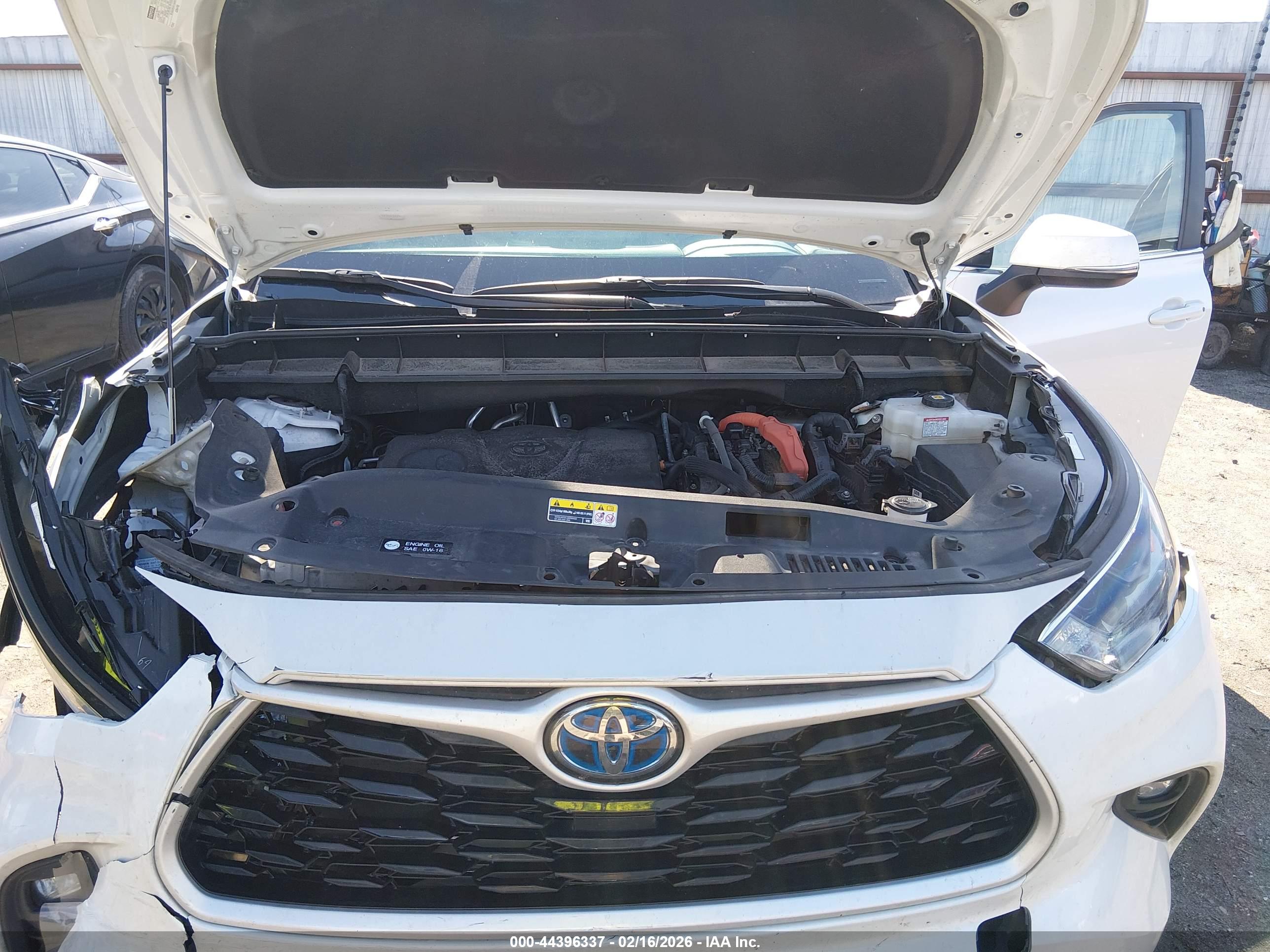 TOYOTA HIGHLANDER image 10