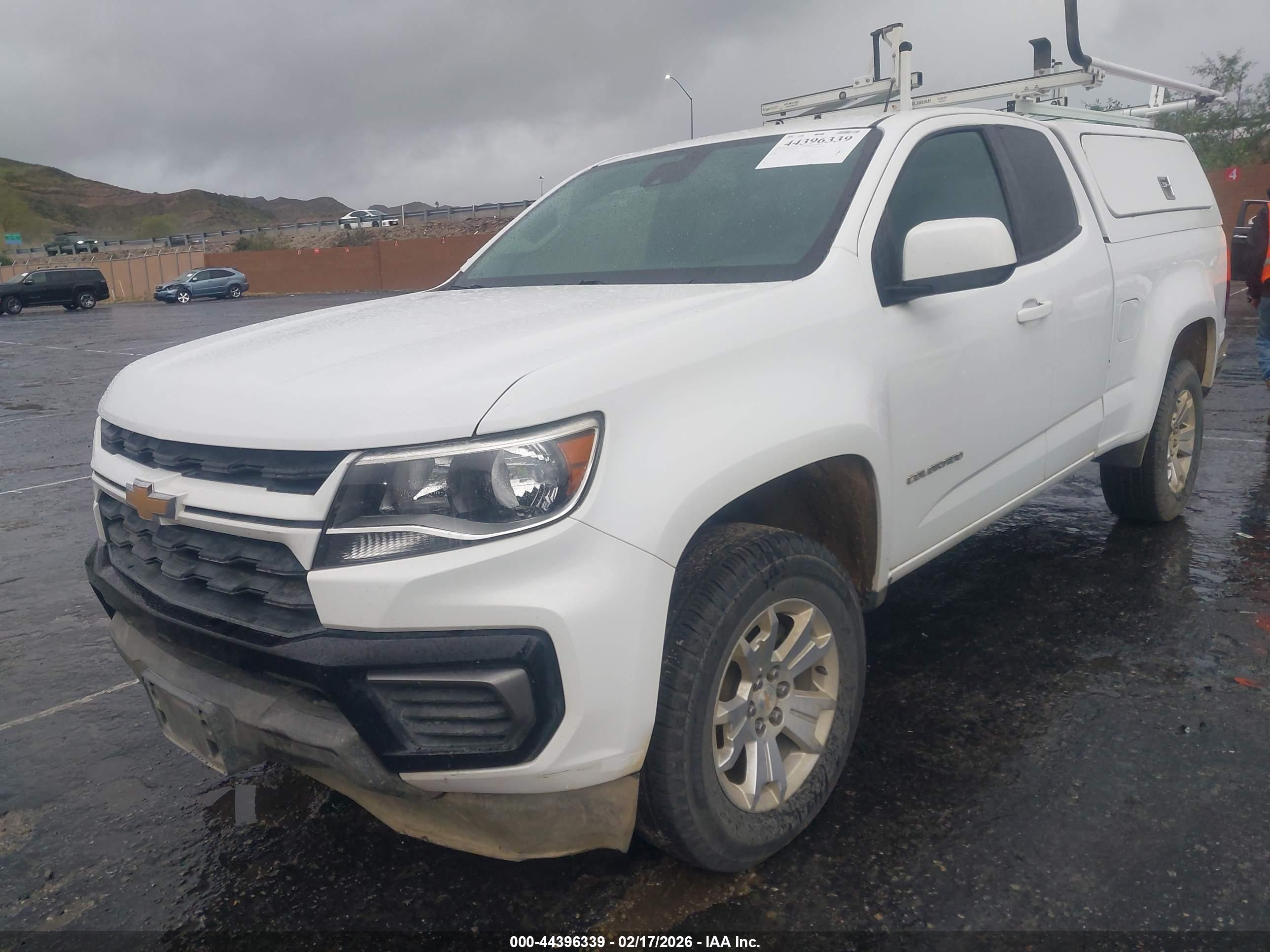 CHEVROLET COLORADO image 2