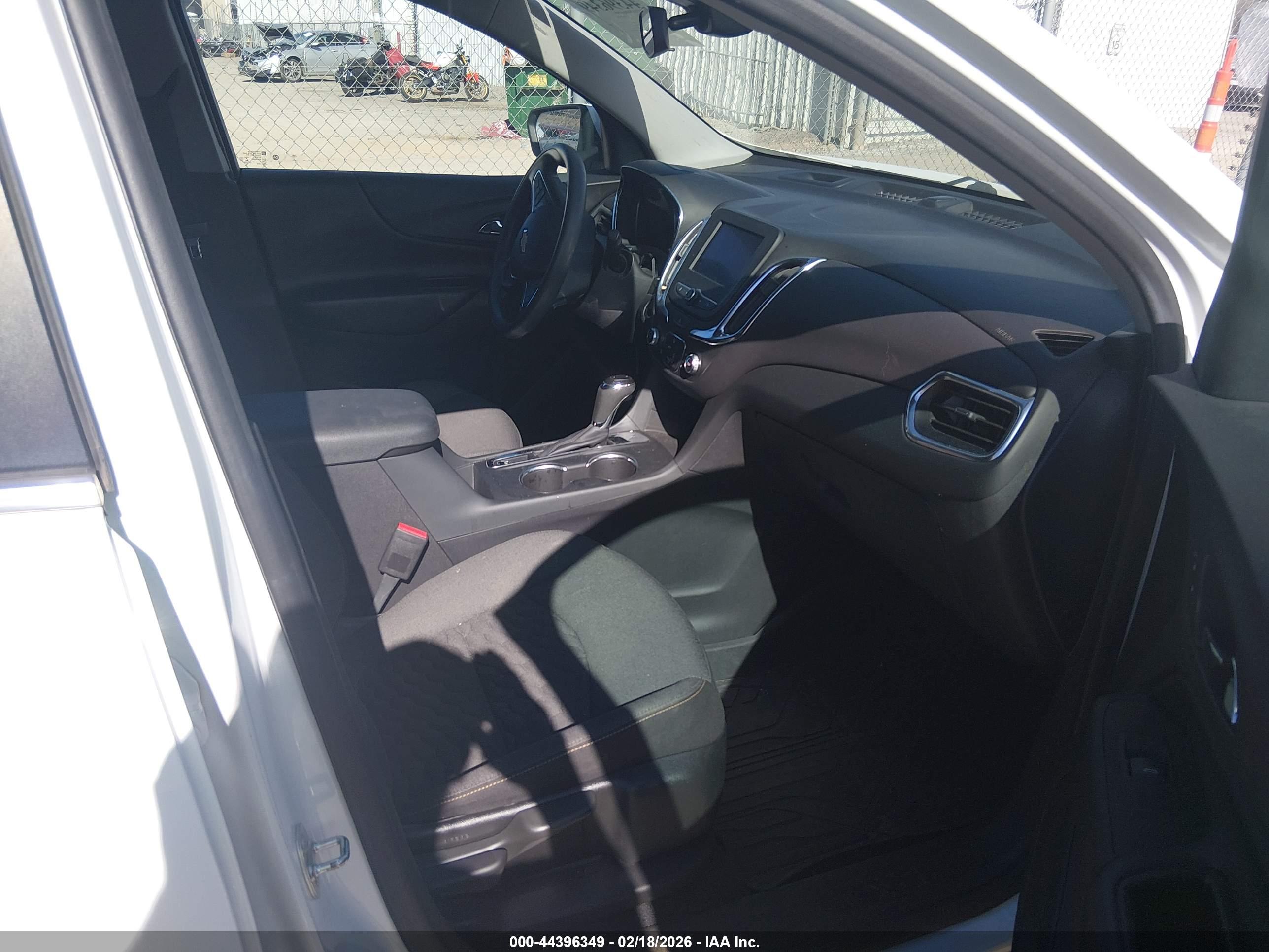 CHEVROLET EQUINOX image 5