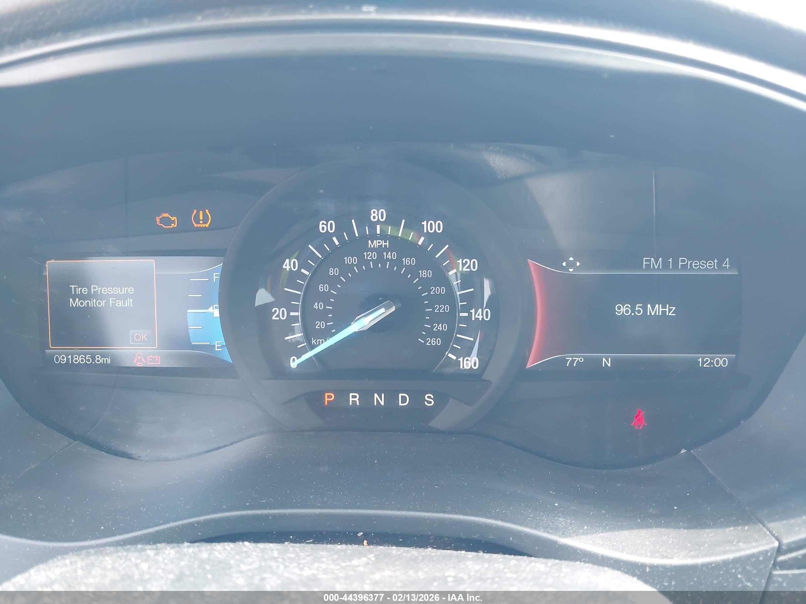 FORD FUSION image 7