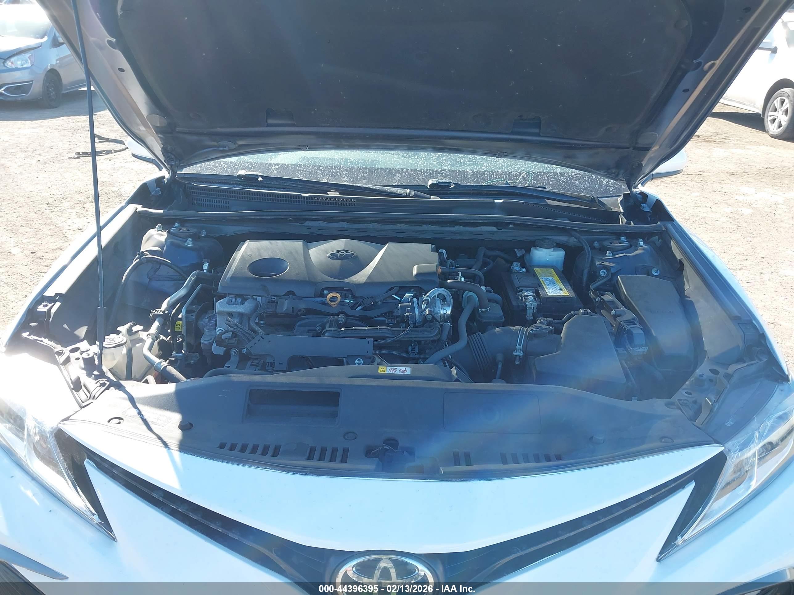 TOYOTA CAMRY image 10