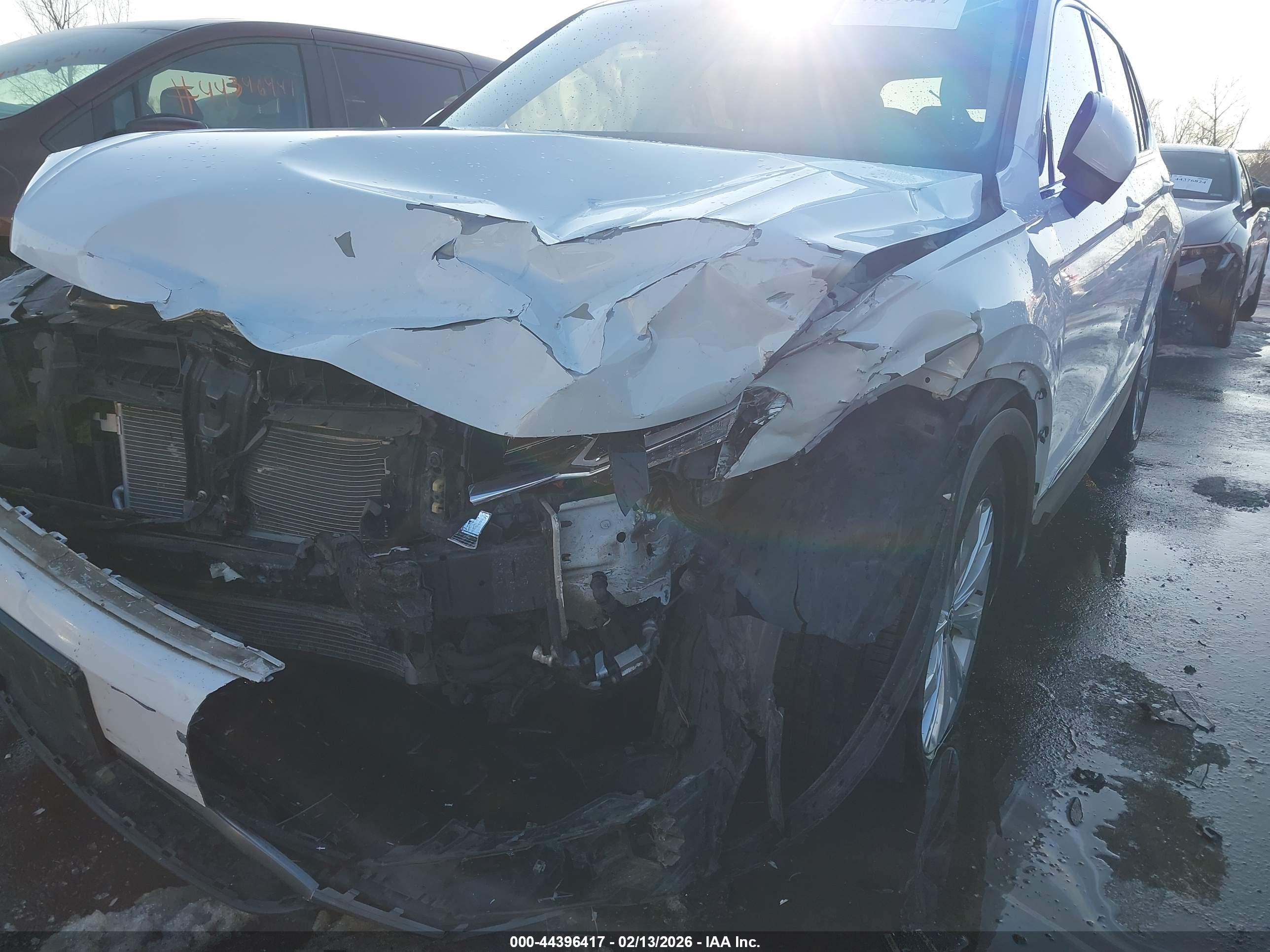 VOLKSWAGEN TIGUAN image 6